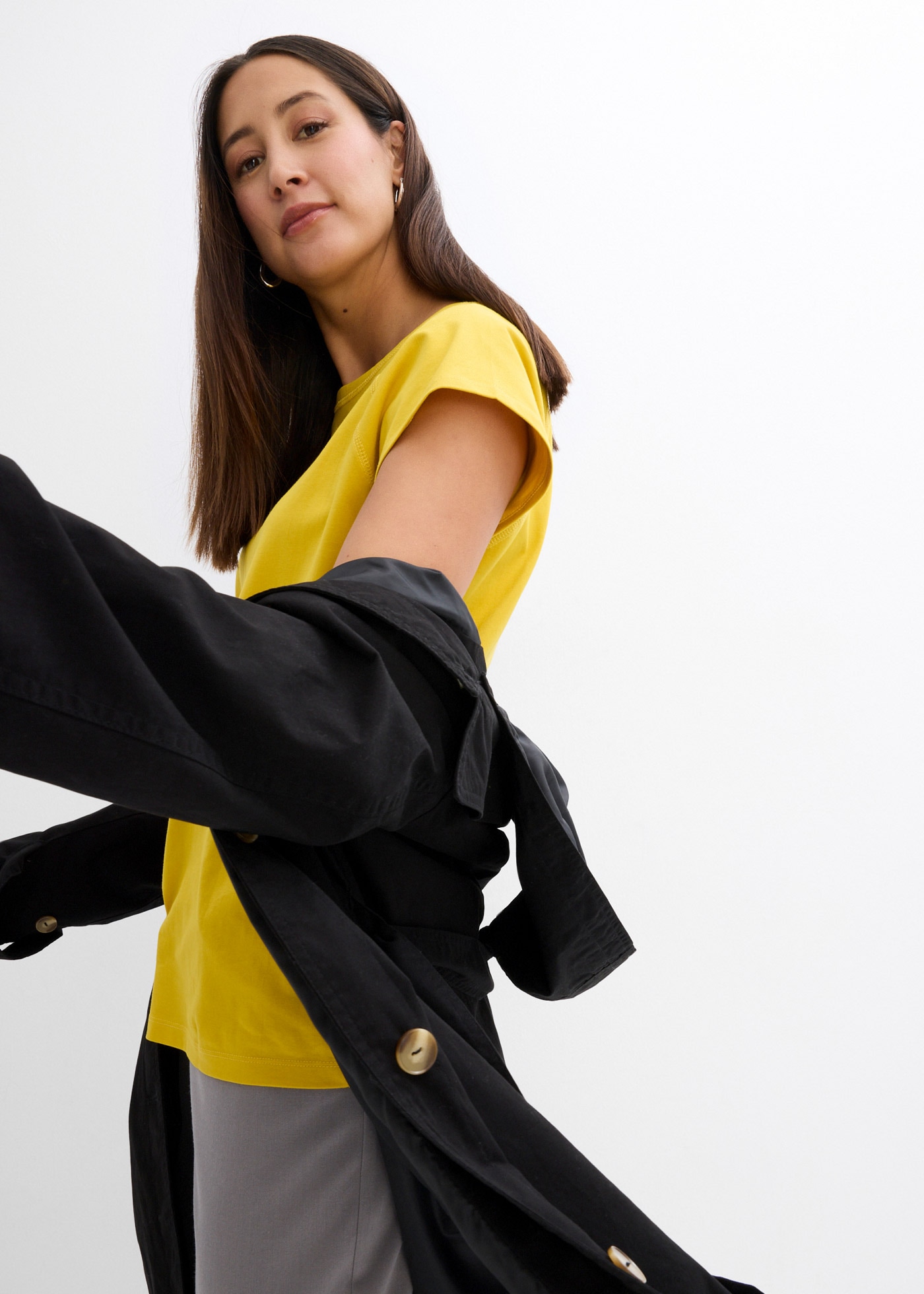 bonprix T-Shirt bequeme Passform, Kurzarm, für Frühling und Sommer, aus Baumwolle