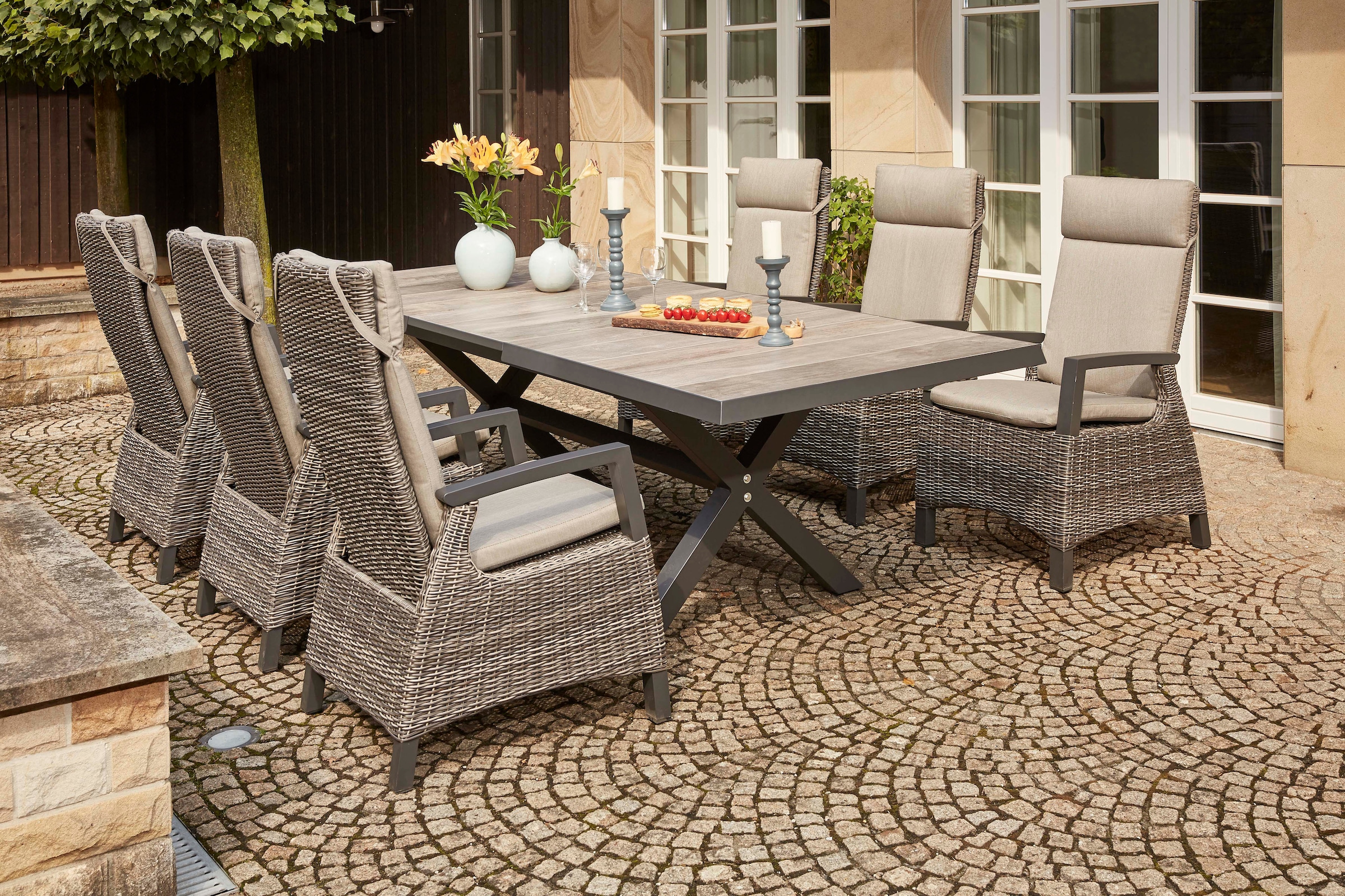 Siena Garden Garten-Essgruppe "Corido" 6 Sessel: 72x61x109 cm, Tisch Sincro: 200/260x100x77 cm,inkl. Auflagen, 7 Stk. tlg. Aluminium, verstellbar, ausziehbar, geeignet für 6 bis 8 Personen