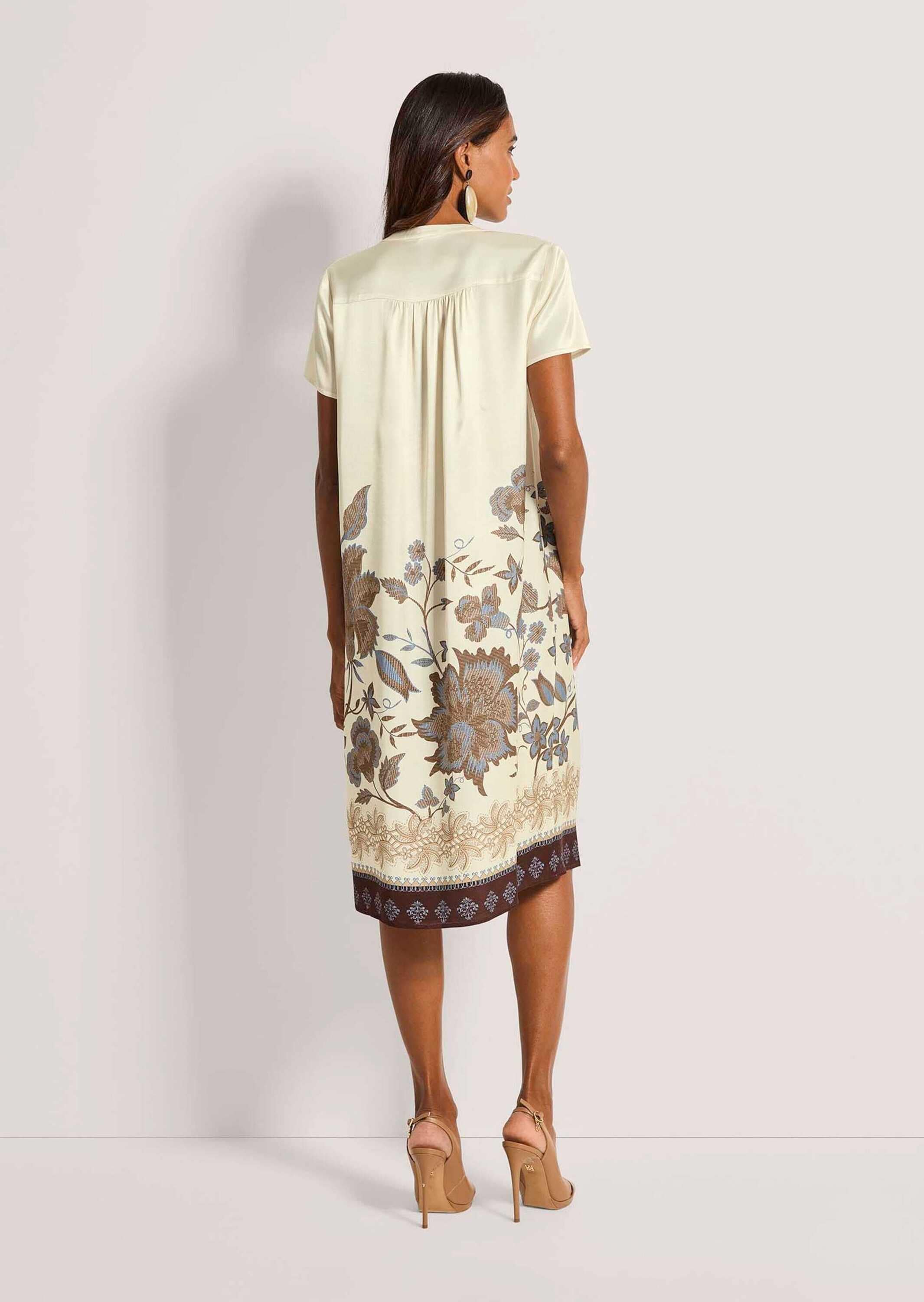 MADELEINE Druckkleid »Sommerkleid Viskosekleid mit floralem Muster« Nahttasche Rückenpasse mit Kräuselung