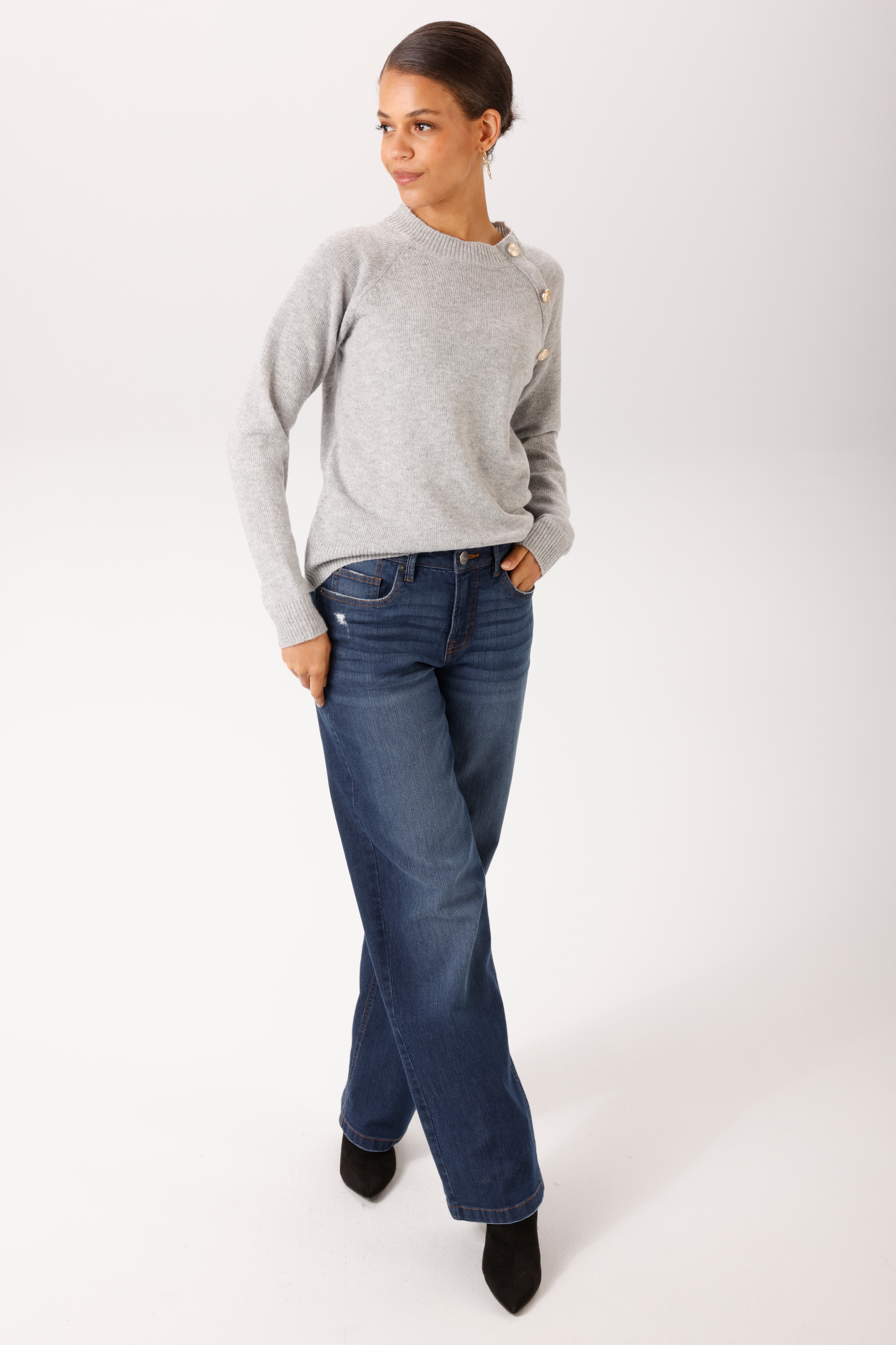 Aniston CASUAL Straight-Jeans mit trendig weitem Bein