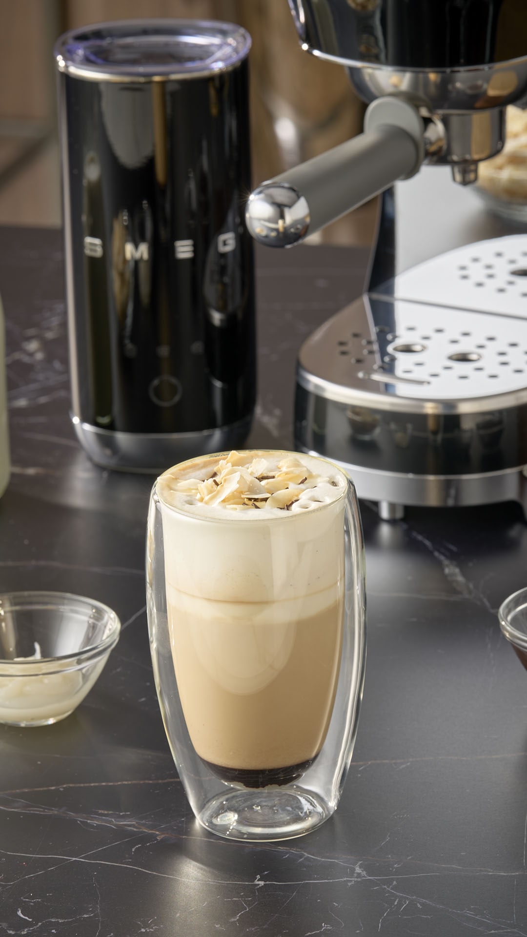 Smeg Espressomaschine »ECF12«