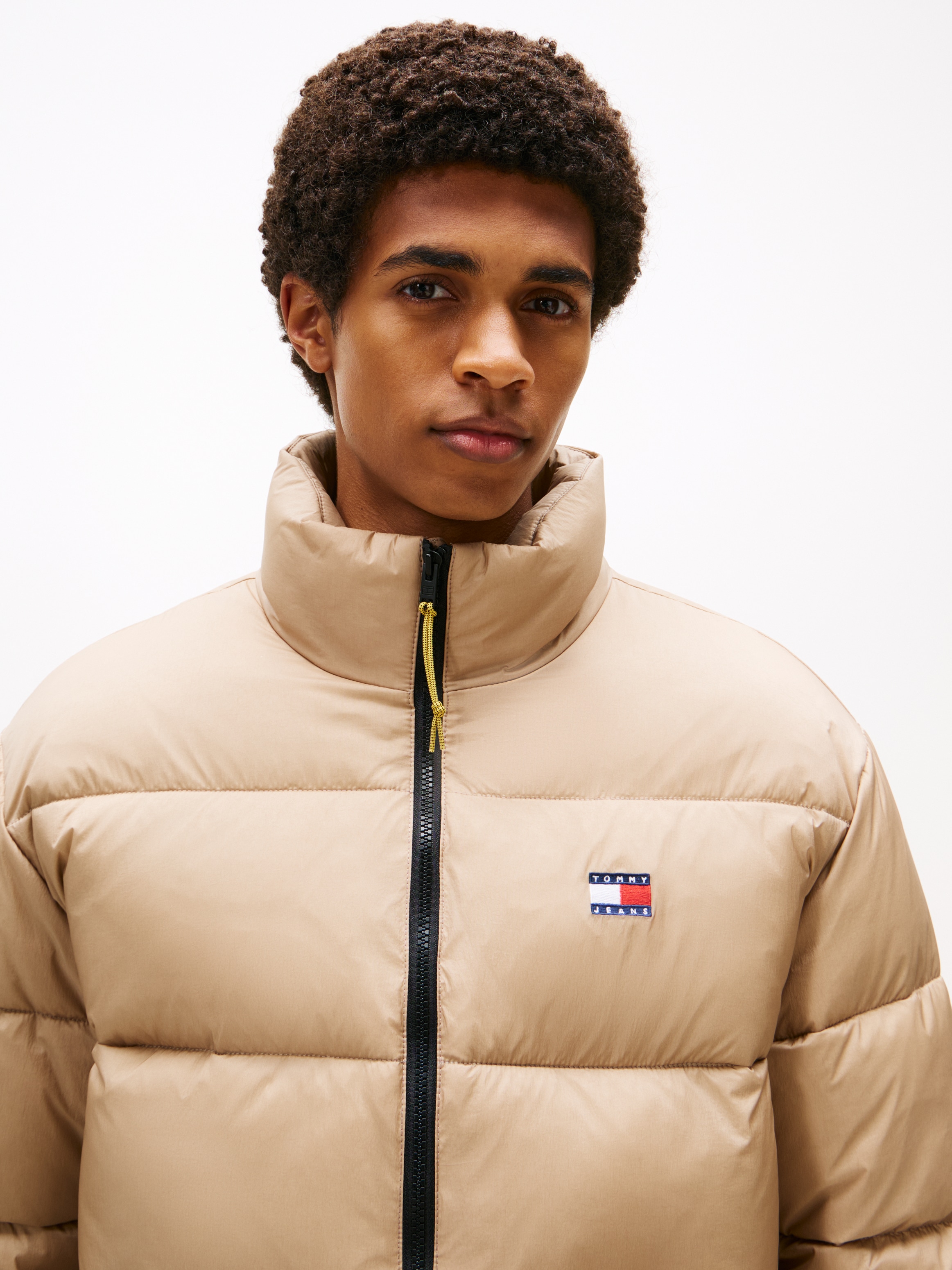 Tommy Jeans Steppjacke »VAIL PUFFER« ohne Kapuze Winterjacke Pufferjacket Regular fit mit Rundhalsausschnitt