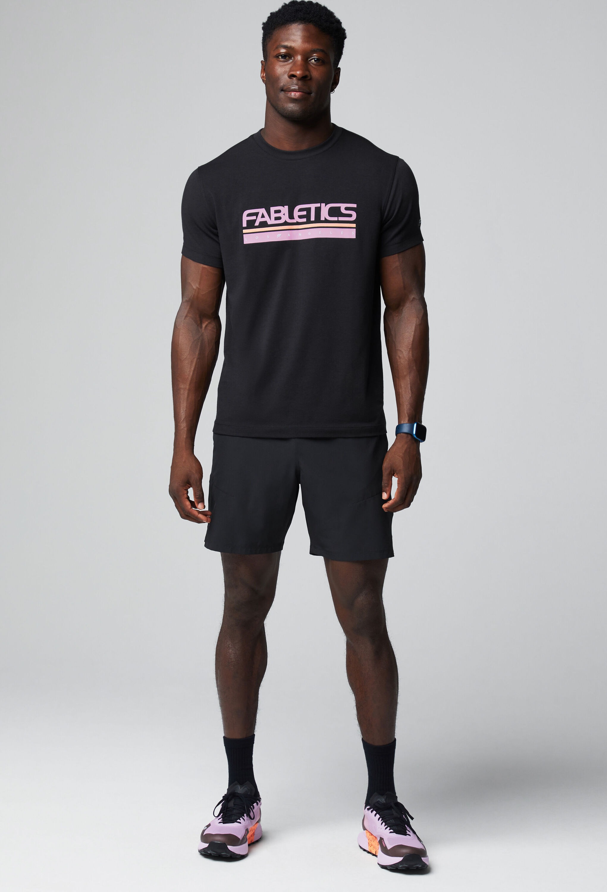 Fabletics Outdoorhose »Fabletics Shorts The Fundamental Short 18cm«  mit Reißverschlusstaschen