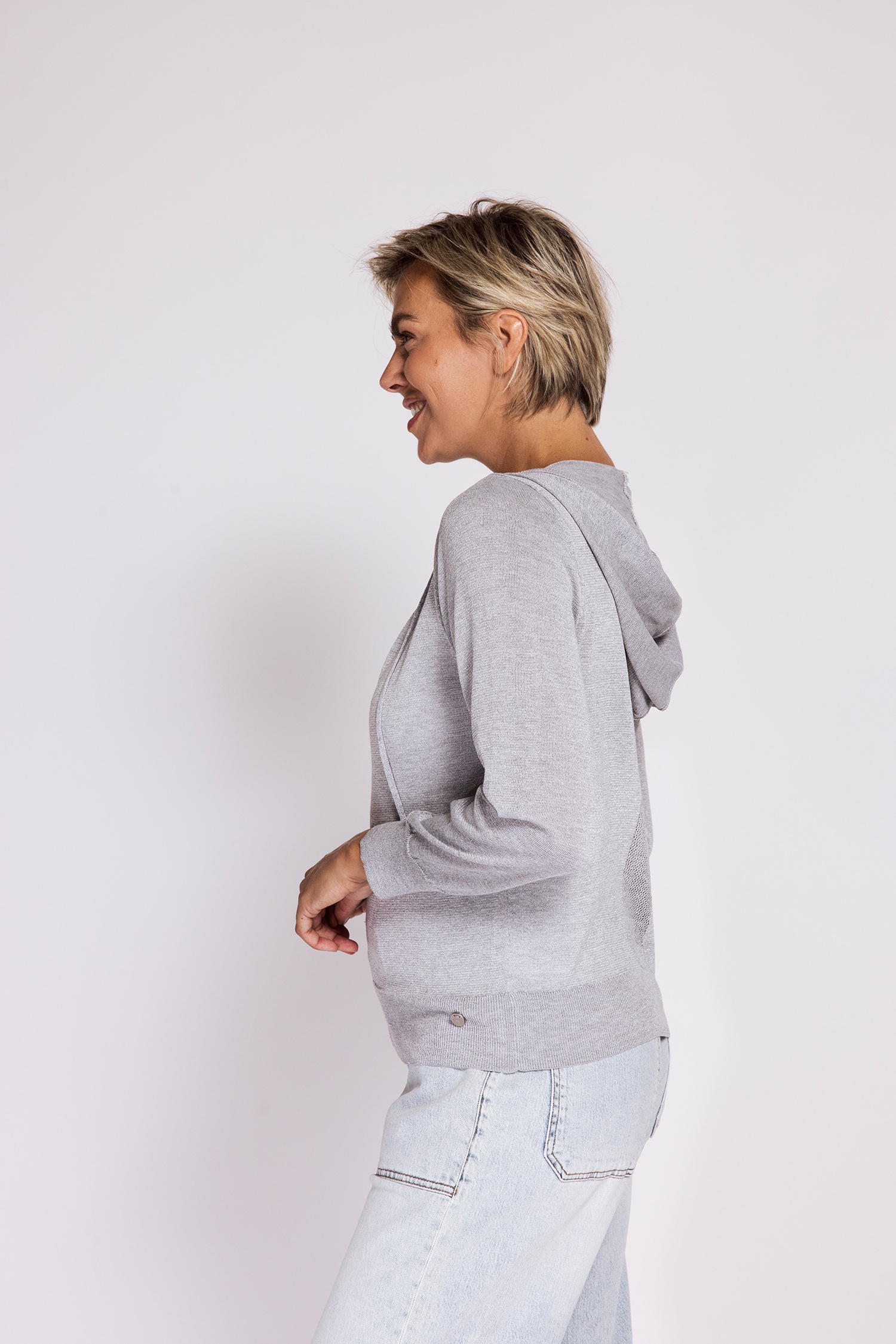 Zhrill Kapuzenstrickjacke »AKIYO Strickjacke mit Kapuze« hüftlang, mit Reißverschluss