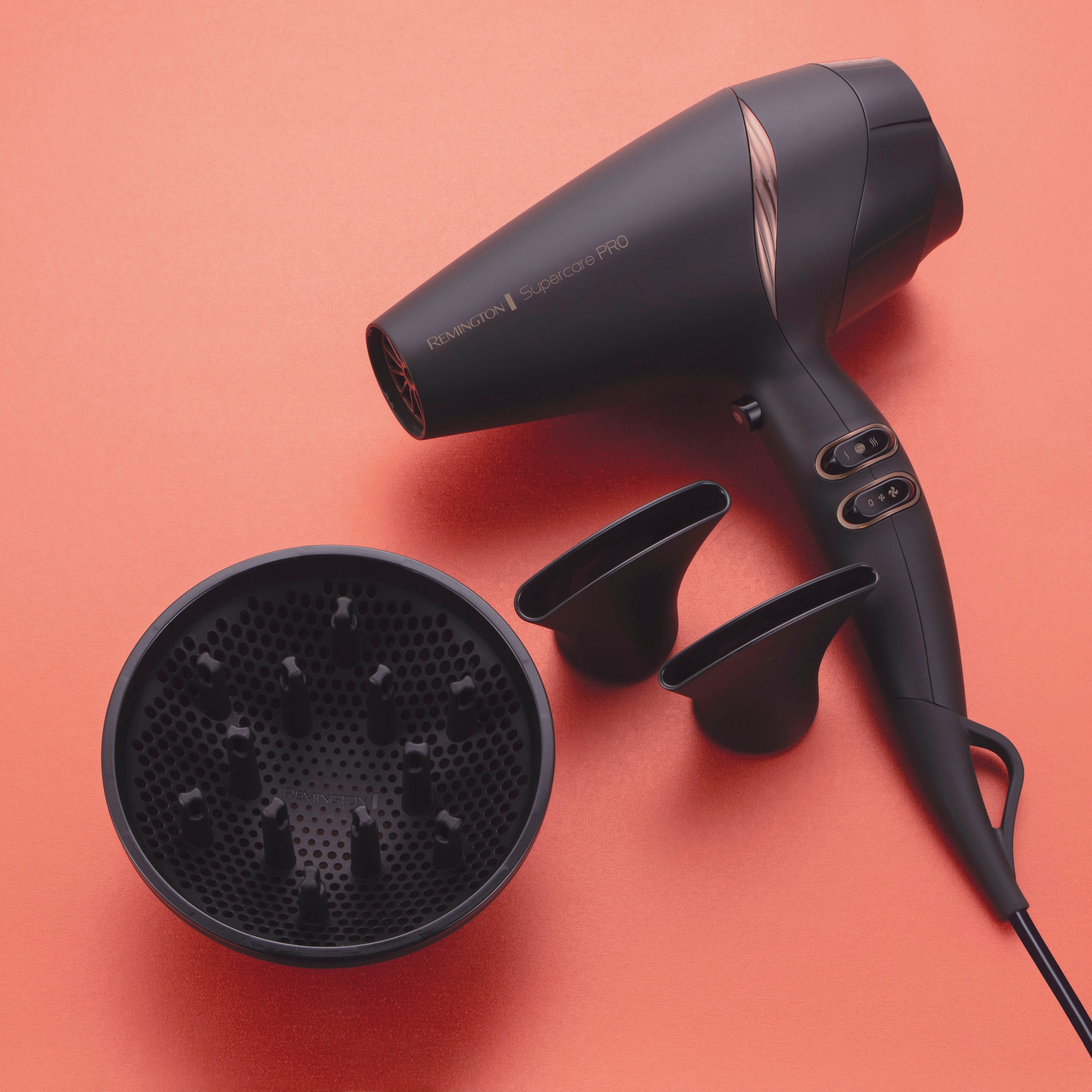 Remington Haartrockner »AC7200 SUPERCARE PRO 2200«, 2200 W, 3 Aufsätze, Supercare Einstellung, AC-Motor, leichtes und kompaktes Design