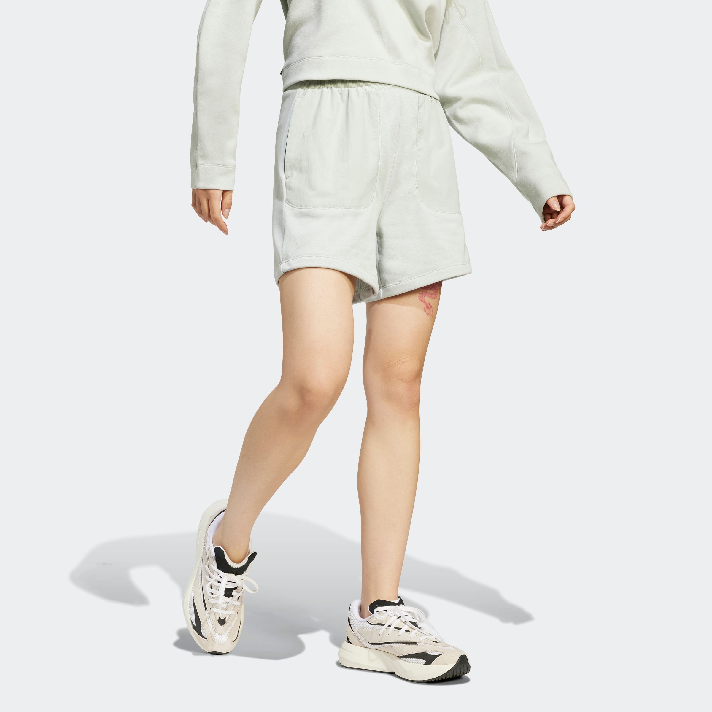 adidas Sportswear Shorts »W CE G SHORT«, (1 tlg.)