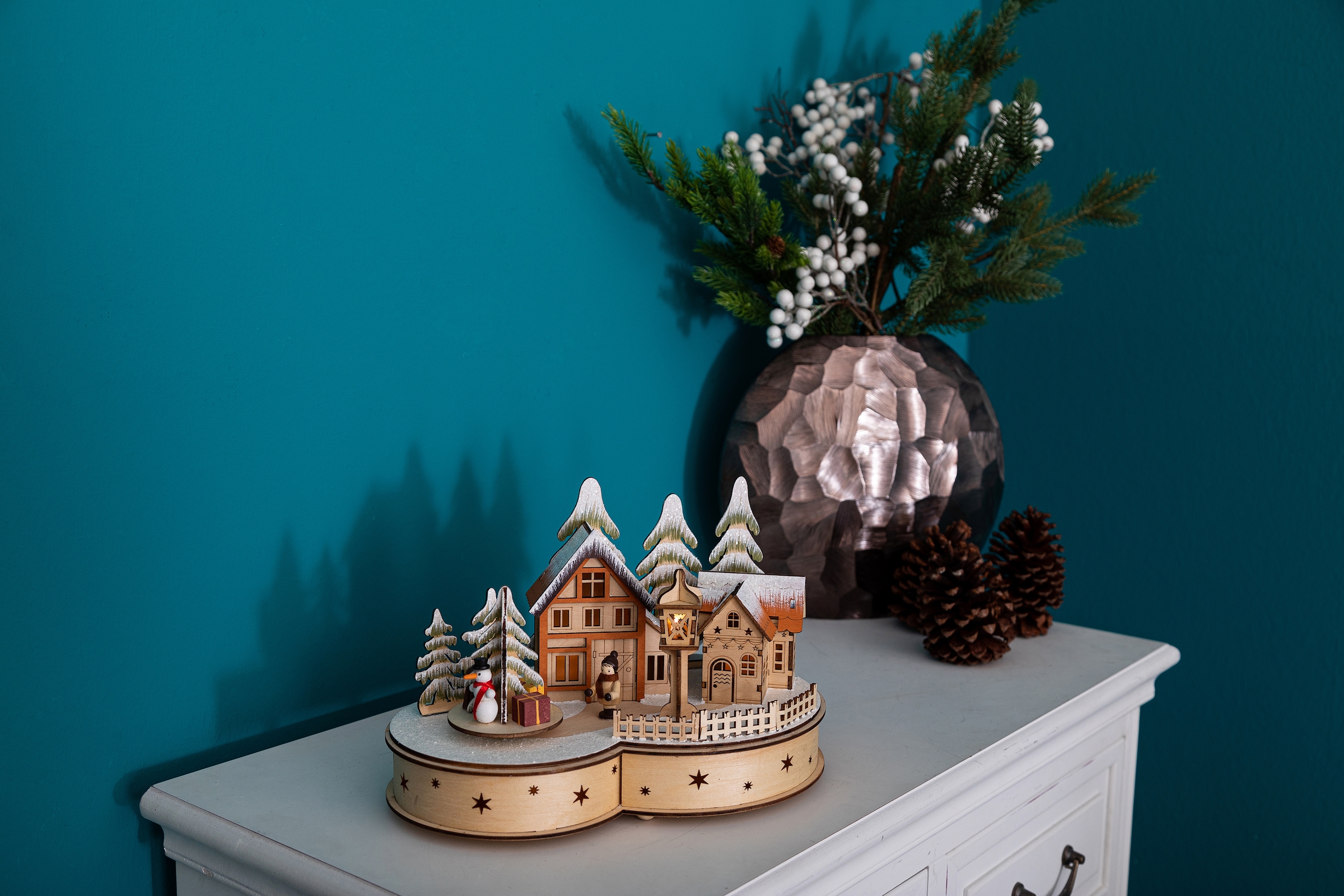 Myflair Möbel & Accessoires Weihnachtsdorf »Winterlandschaft, Weihnachtsdeko«, aus Holz, Höhe ca. 19 cm