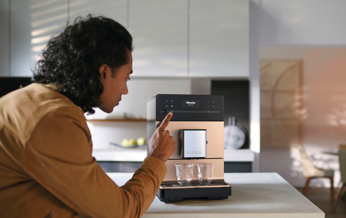 Miele Kaffeevollautomat »CM 5510 Silence, Genießerprofile« Kaffeekannenfunktion