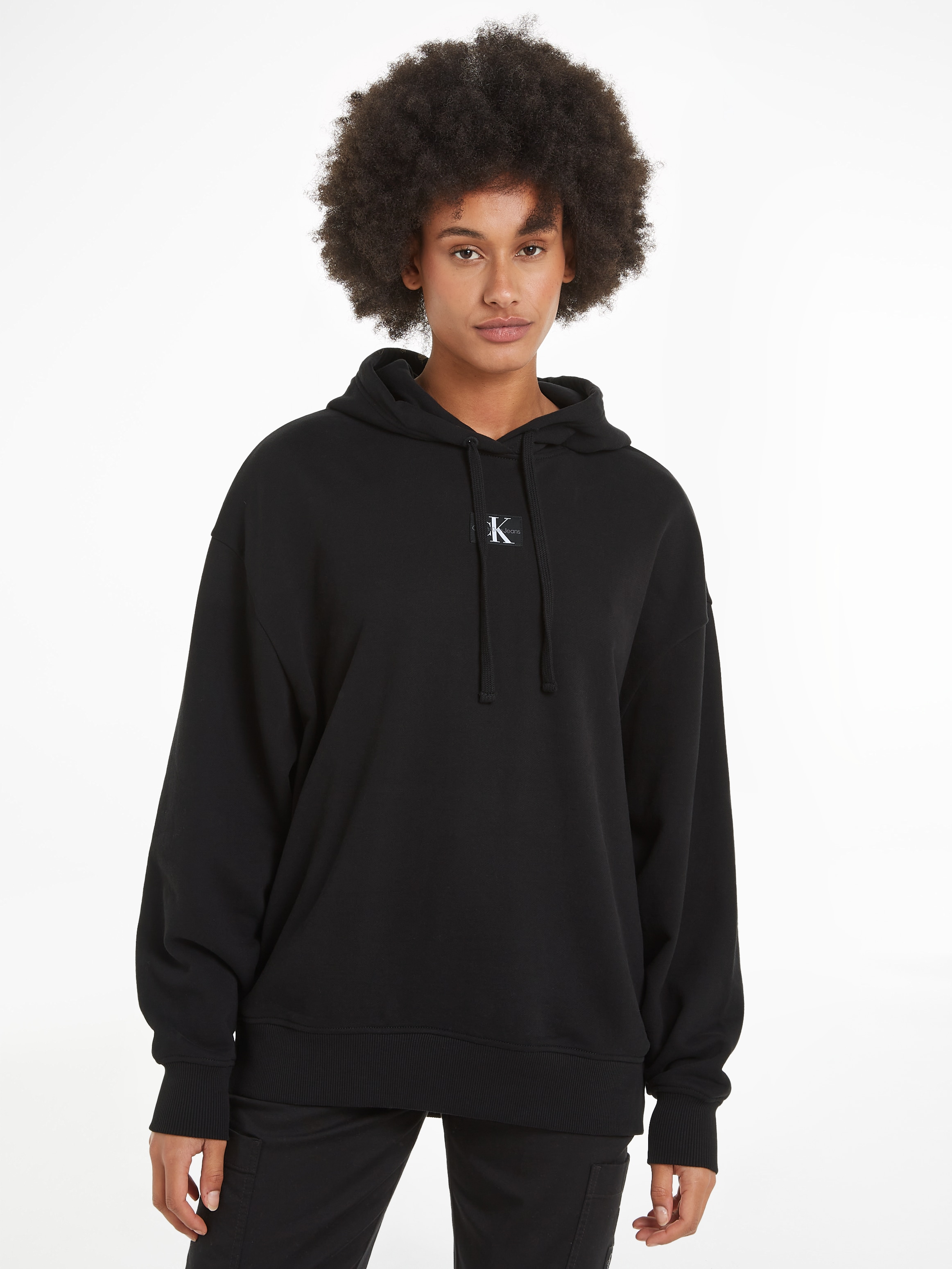 Longsweatshirt »WOVEN LABEL OVERSIZED HOODIE«, mit Logopatch