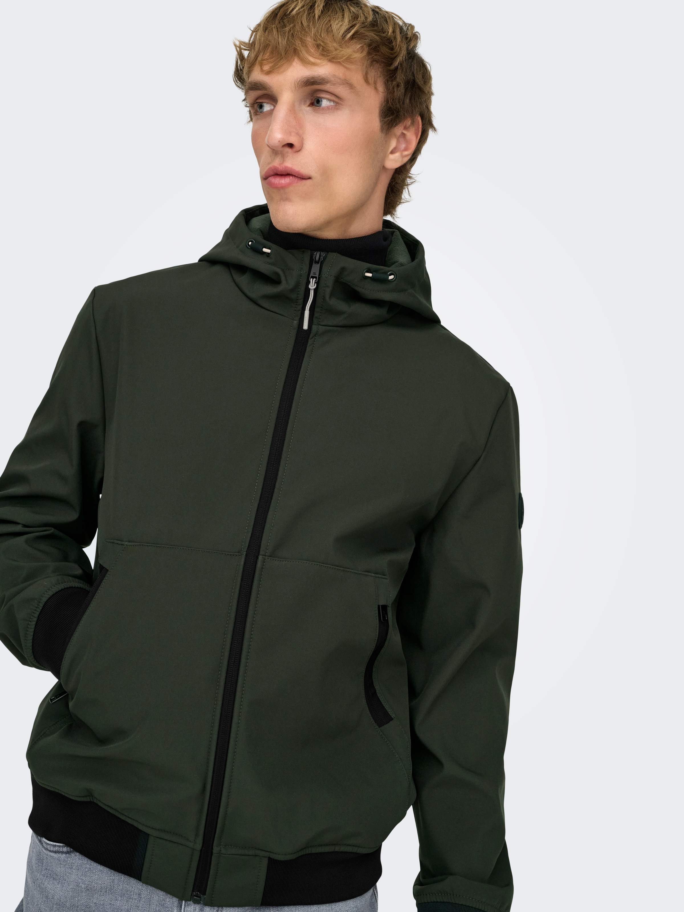 ONLY & SONS Softshelljacke »ONSBOWIE SOFTSHELL BOMBER NOOS« mit Kapuze