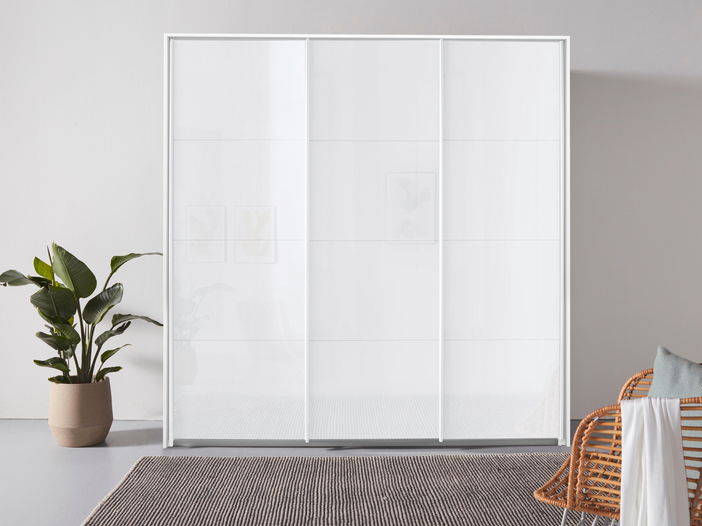rauch Schwebetürenschrank »Kleiderschrank Schrank Garderobe OTELI inkl. 3 Innenschubladen« Breiten 211/278/323/368 cm Höhen 214/233 cm,  inkl. Passepartout optional mit Beleuchtung MADE IN GERMANY