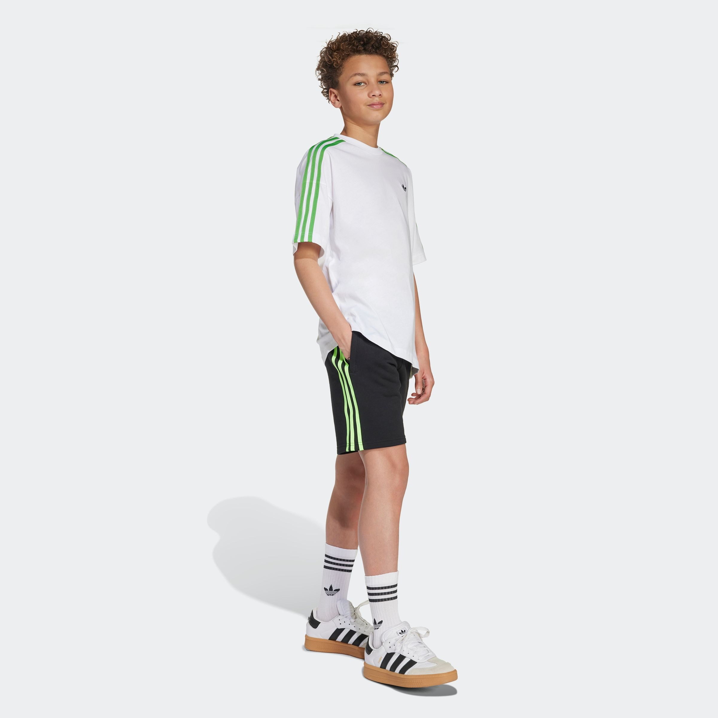 adidas Originals T-Shirt »TEE« sportlicher Stil, kurze Ärmel, lockere Passform, für Kinder