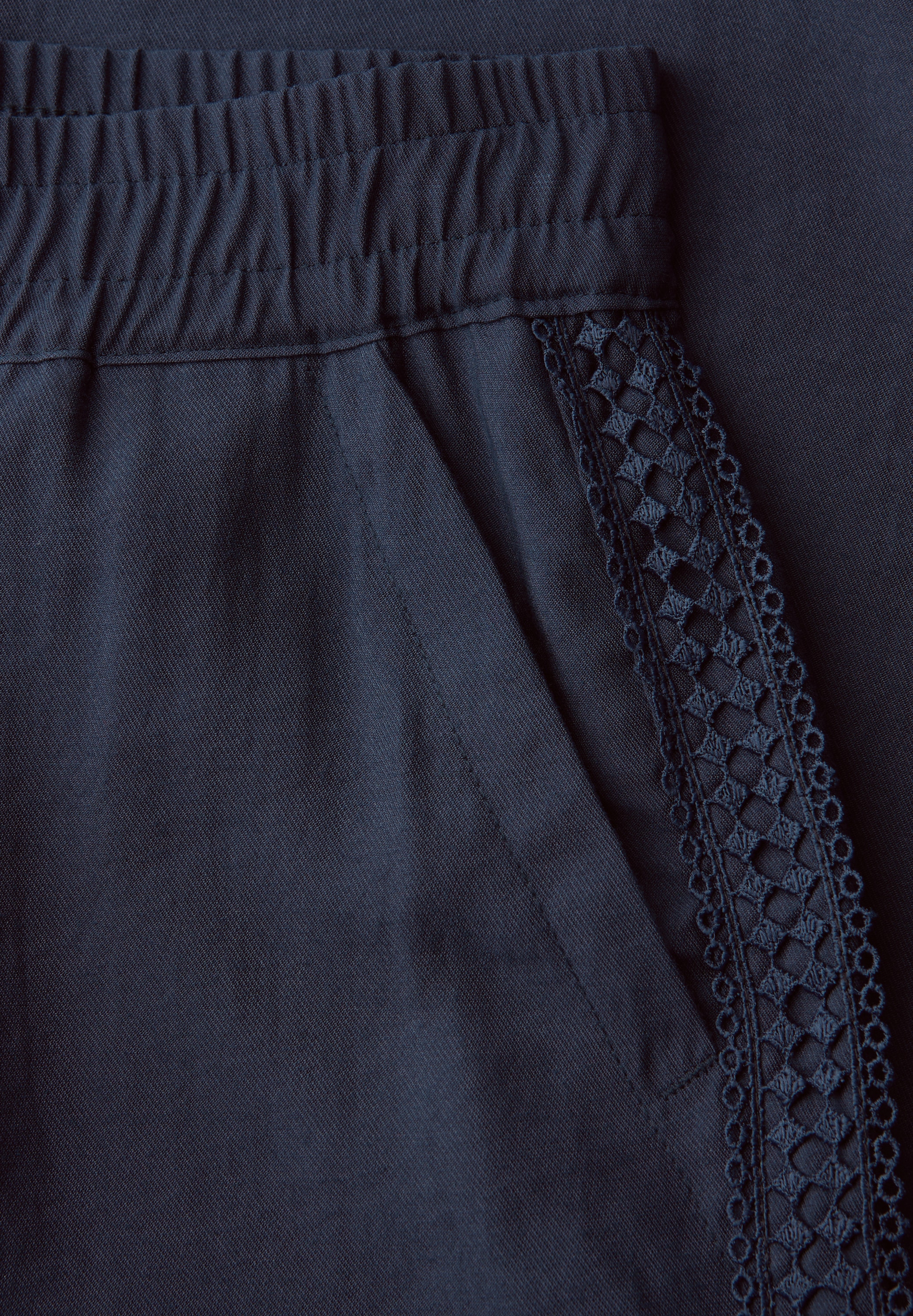 STREET ONE Webhose »Style Emee«  Wide Leg Hose mit Crochet Tape