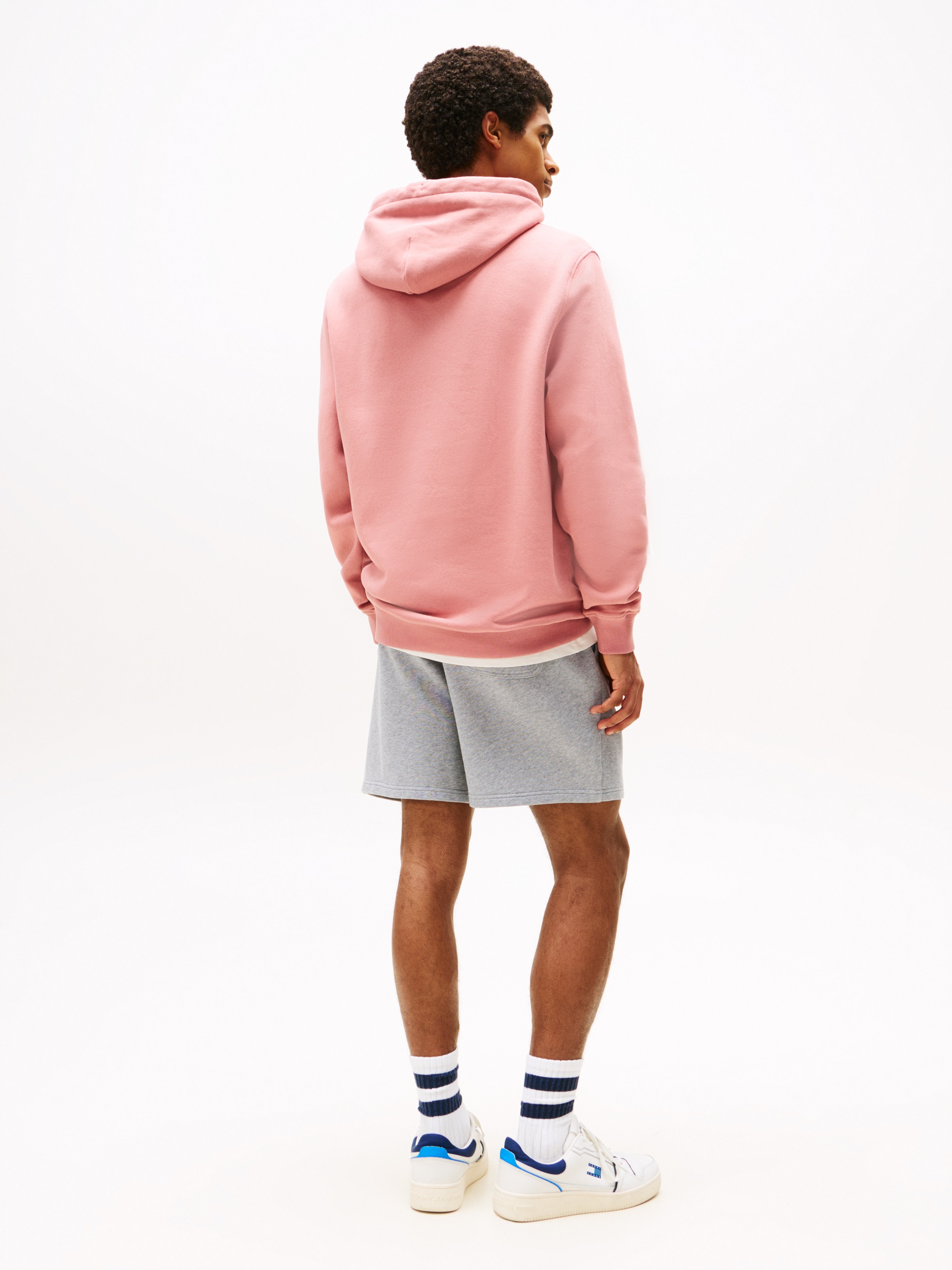 Tommy Jeans Hoodie »TJM REG LINEAR LOGO HOODIE EXT«, mit Logo-Stickerei