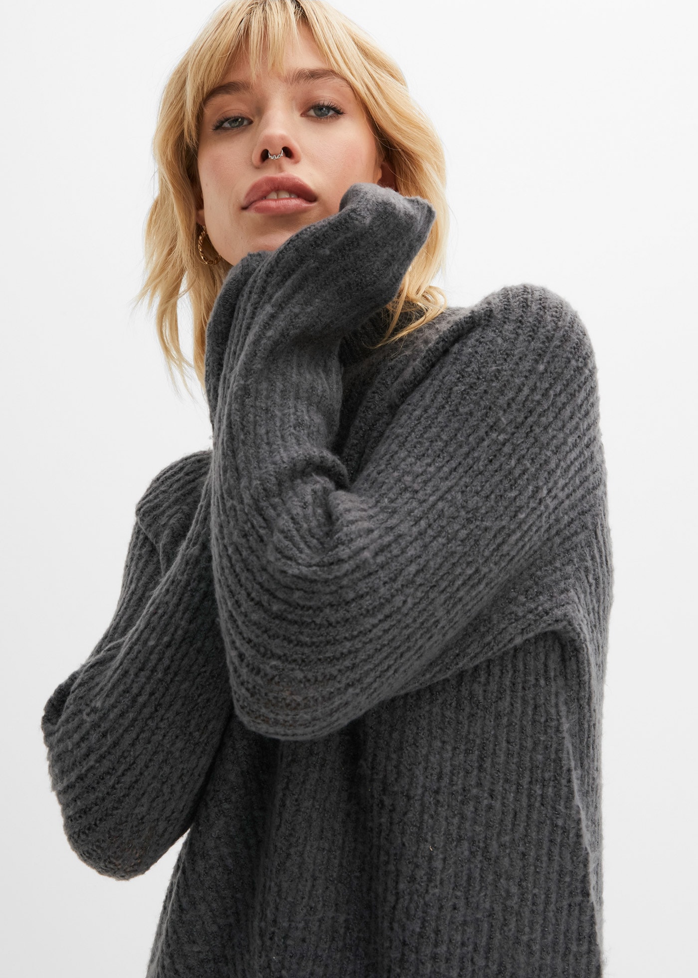 bonprix Strickkleid »Strickkleid mit Vokuhila-Saum« Strickkleid mit Vokuhila-Saum