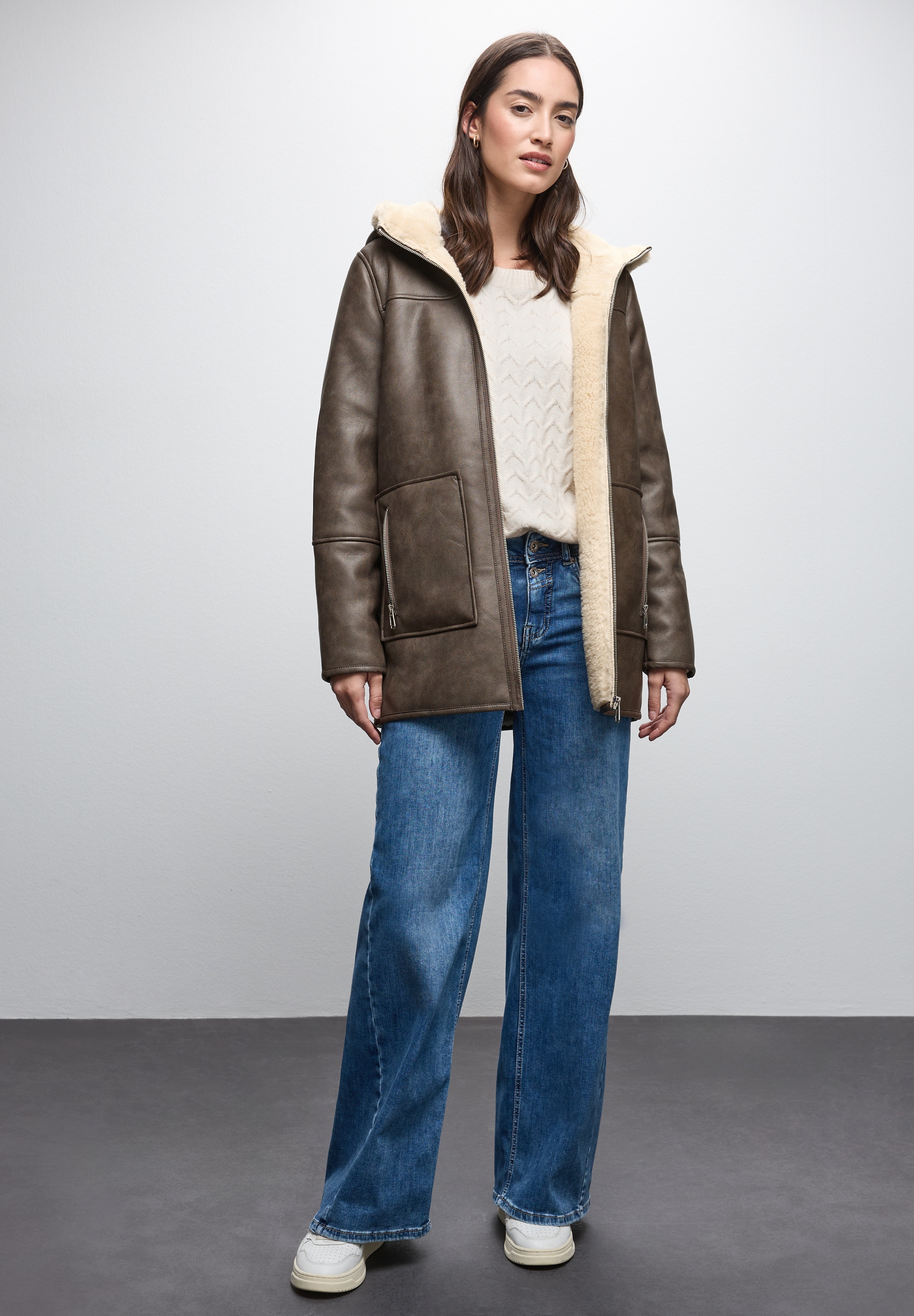 STREET ONE Lederimitatjacke mit Kapuze im Leder-Look und mit Fake Fur Details