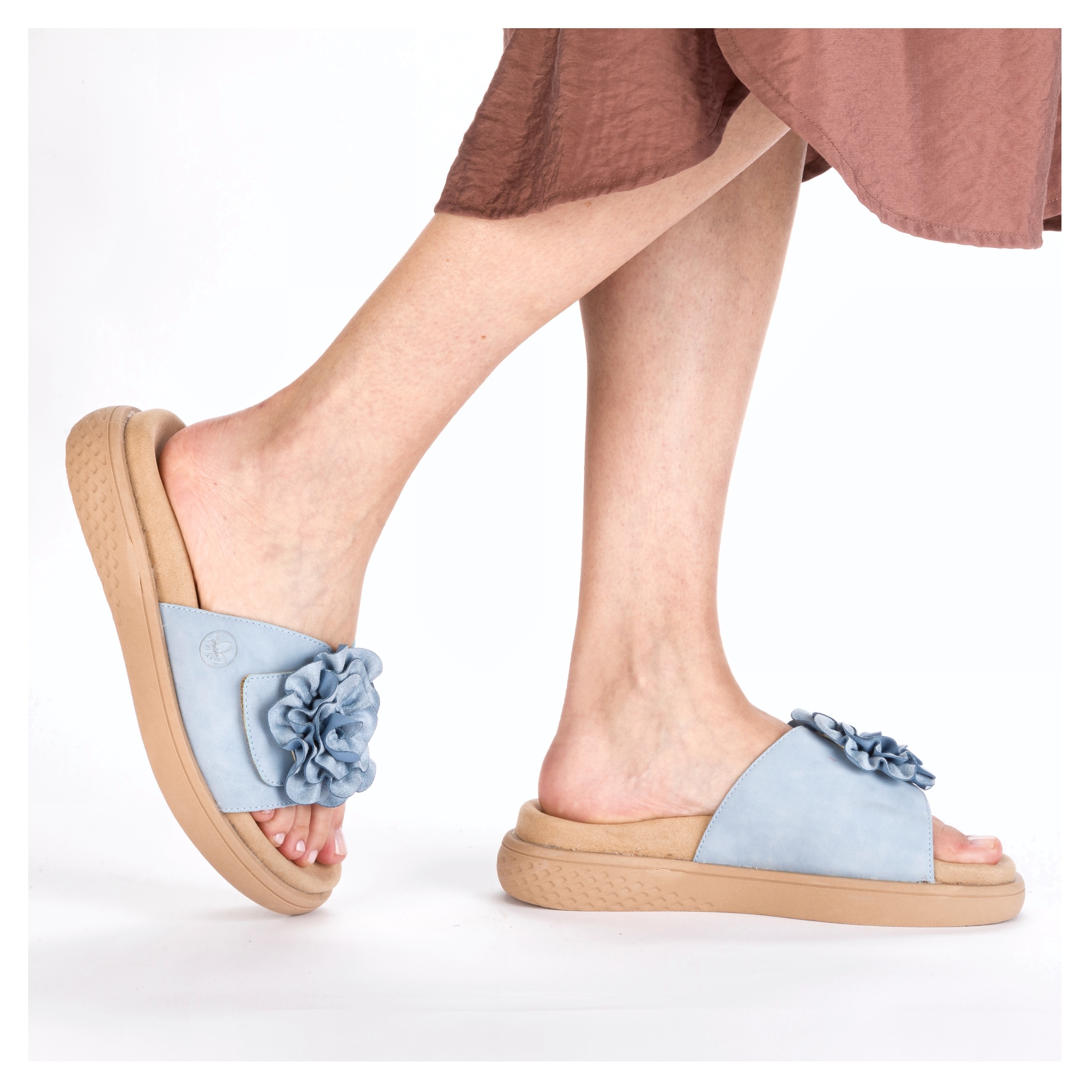 Rieker Pantolette, Sommerschuh, Hausschuh, Strandschuh mit bequemem Fußbett