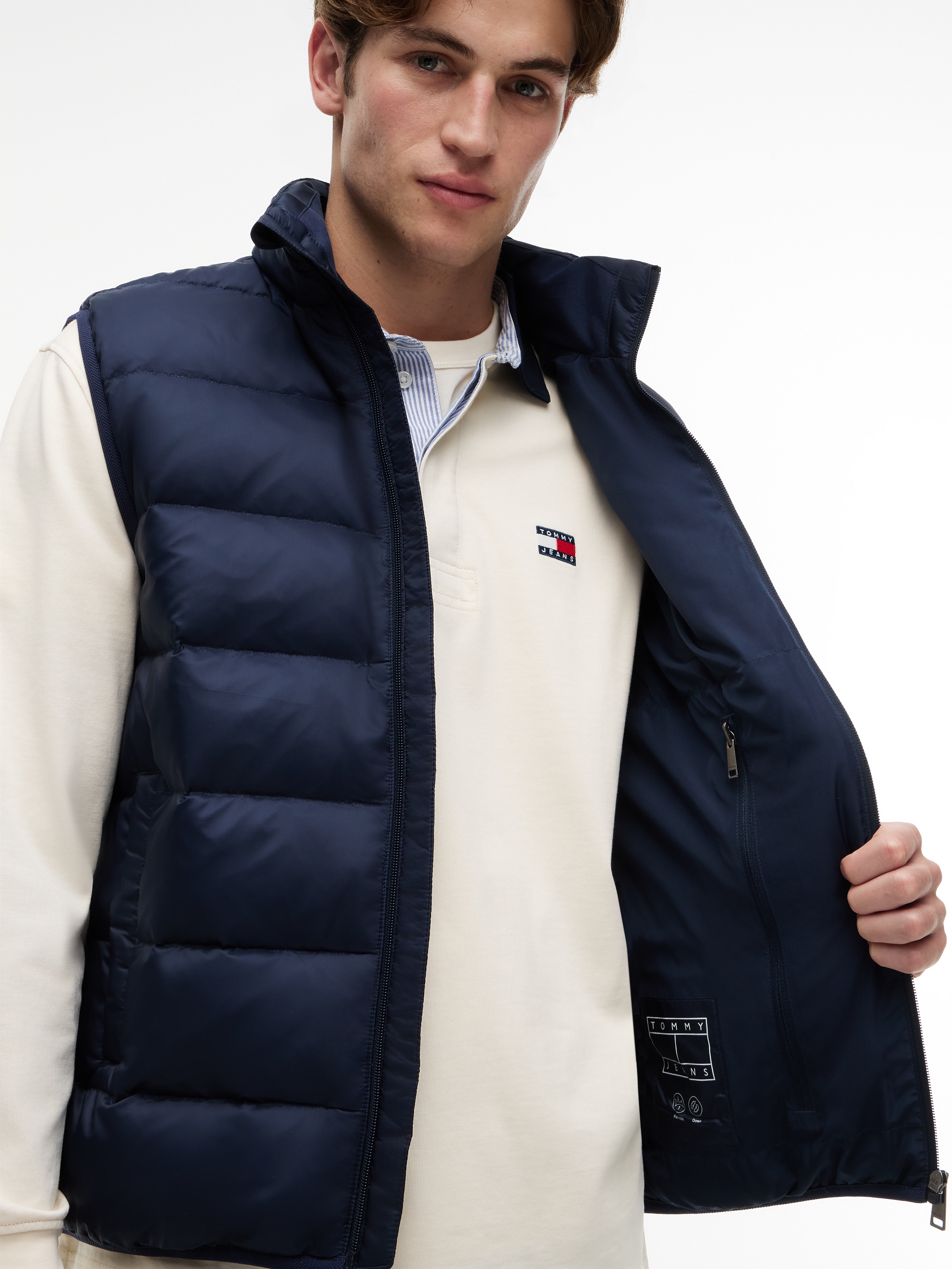 Tommy Jeans Daunenweste »TJM LIGHT DOWN PACKABLE VEST« Regular fit mit Stehkragen