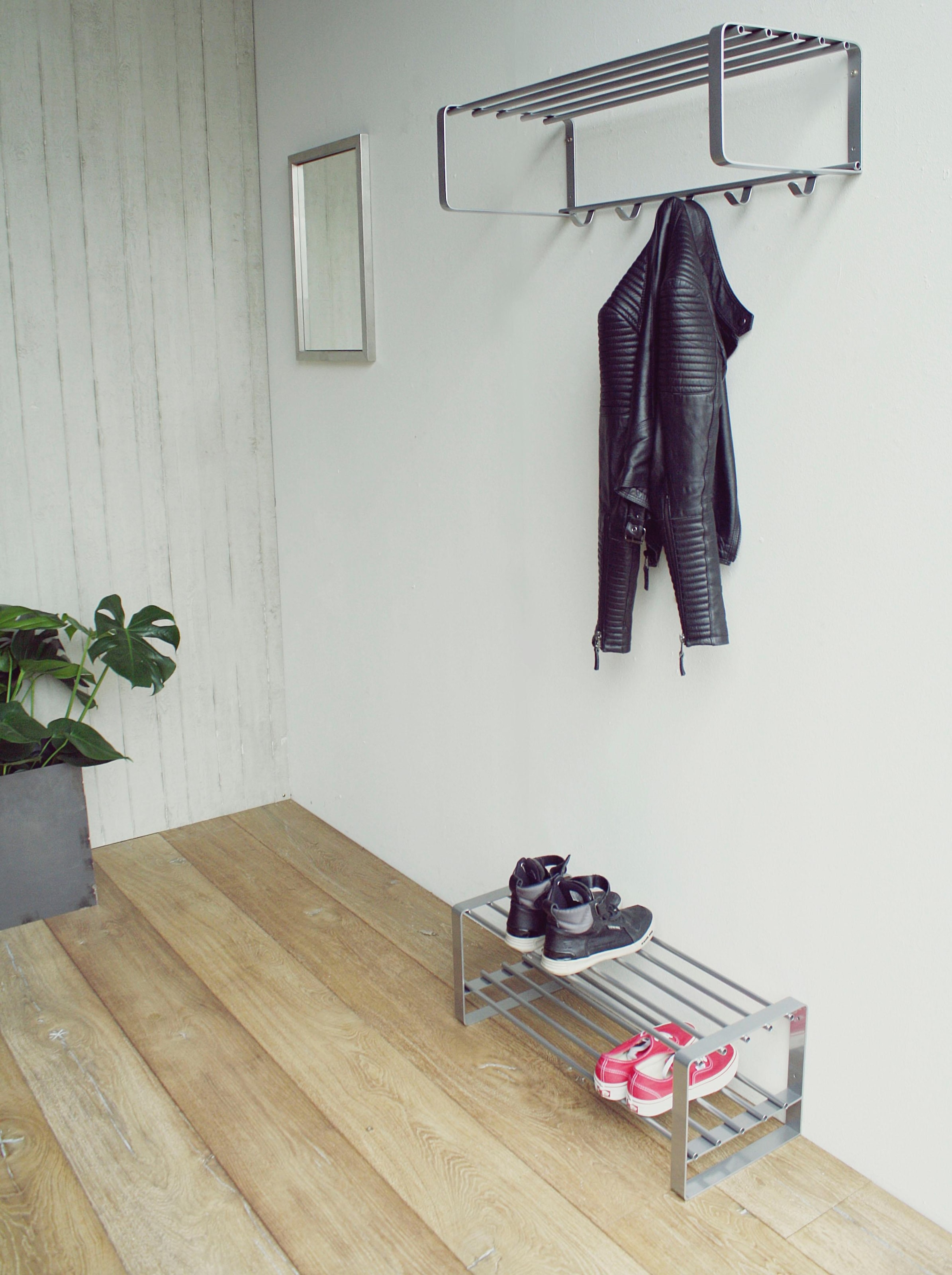 Spinder Design Garderobenleiste »REX« Wandgarderobe aus Stahl mit Hutablage und 5 bzw. 7 Haken