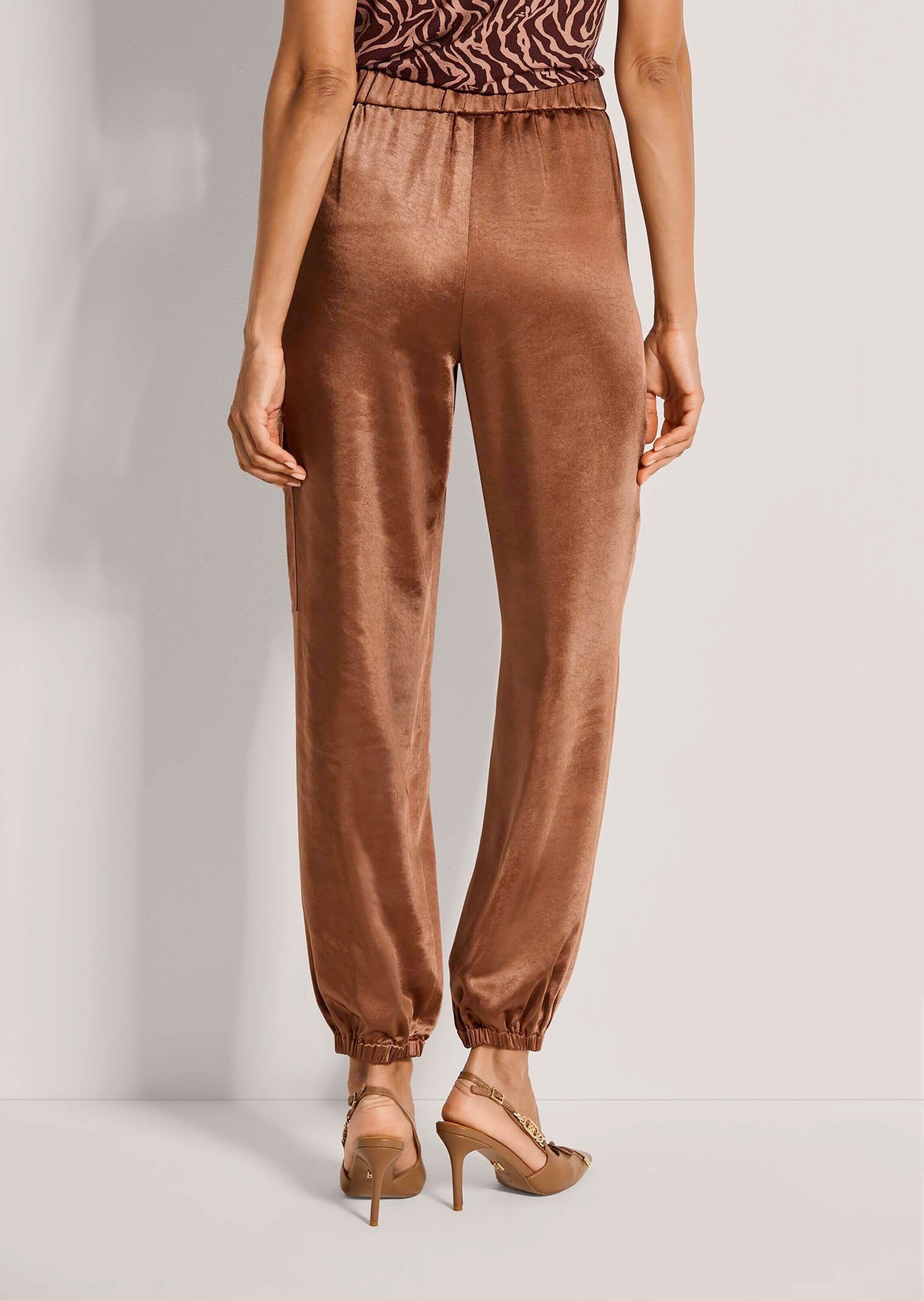 MADELEINE Stoffhose »Satinhose Stoffhose mit Schlupfbund«  Elastische Beinabschlüsse