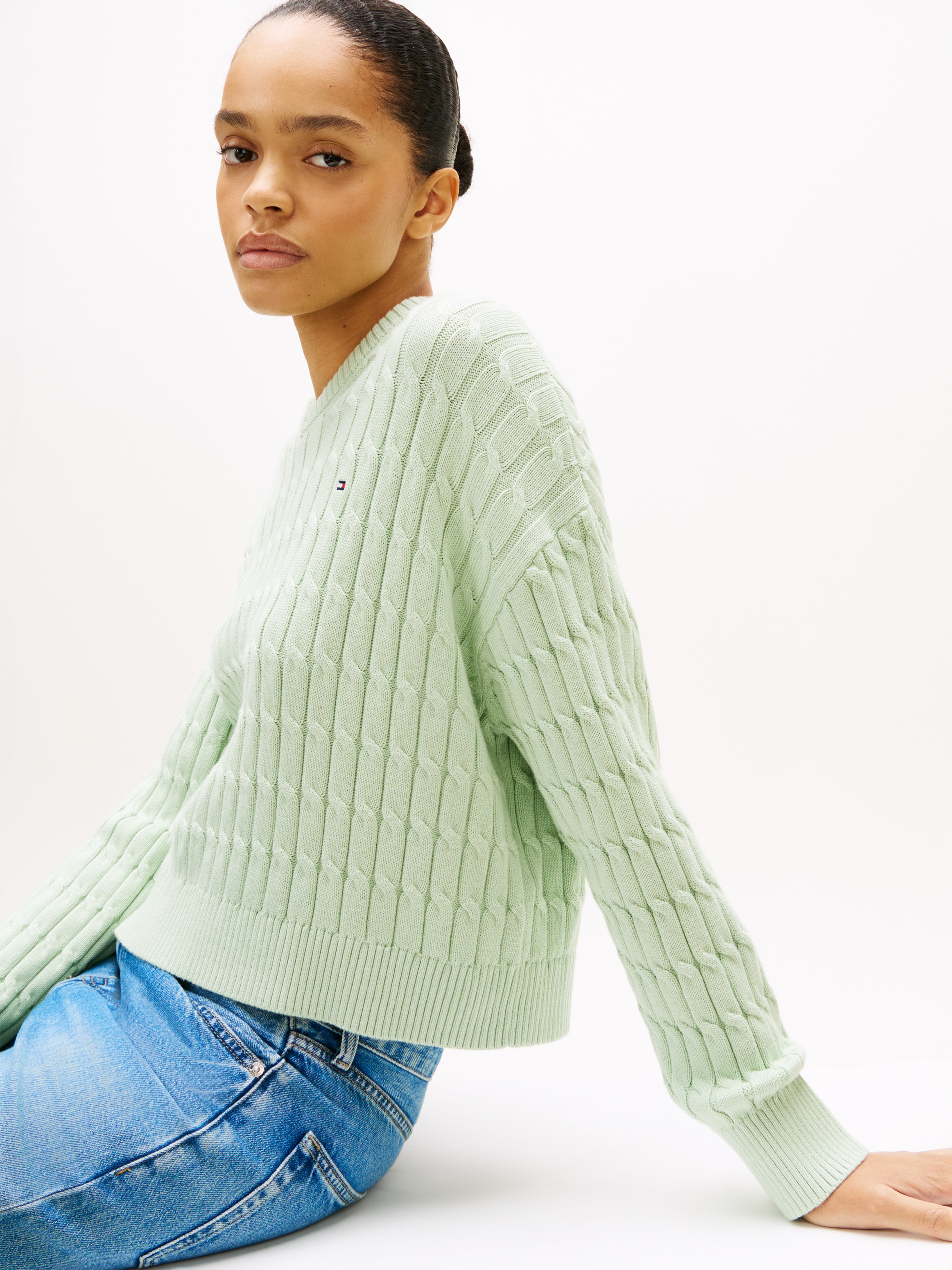 Tommy Hilfiger Strickpullover »CO CABLE MID GG RLX LS V-NK SWT« mit Zopfmuster