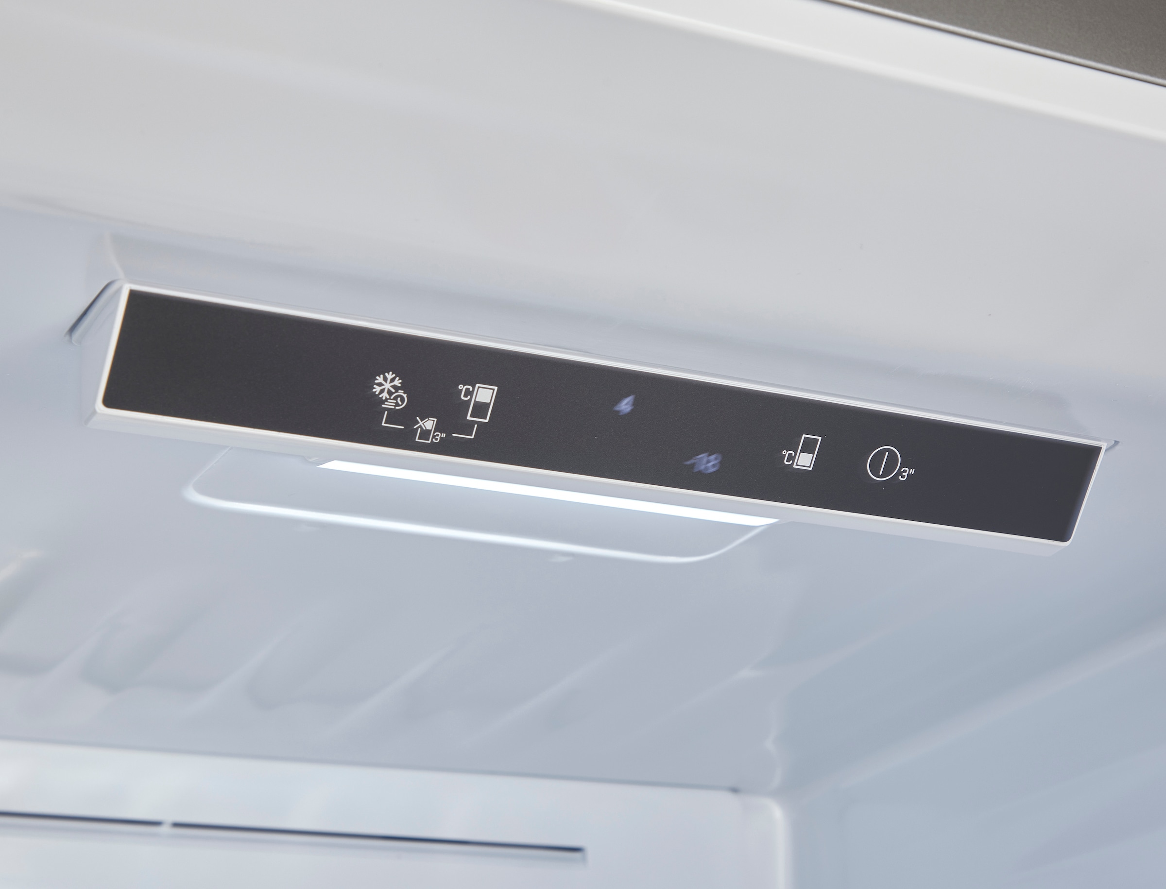 BEKO Kühl-/Gefrierkombination »B5RCNA346HXB« 179,6 cm hoch 59,5 cm breit HarvestFresh™ - längerer Erhalt von Vitaminen