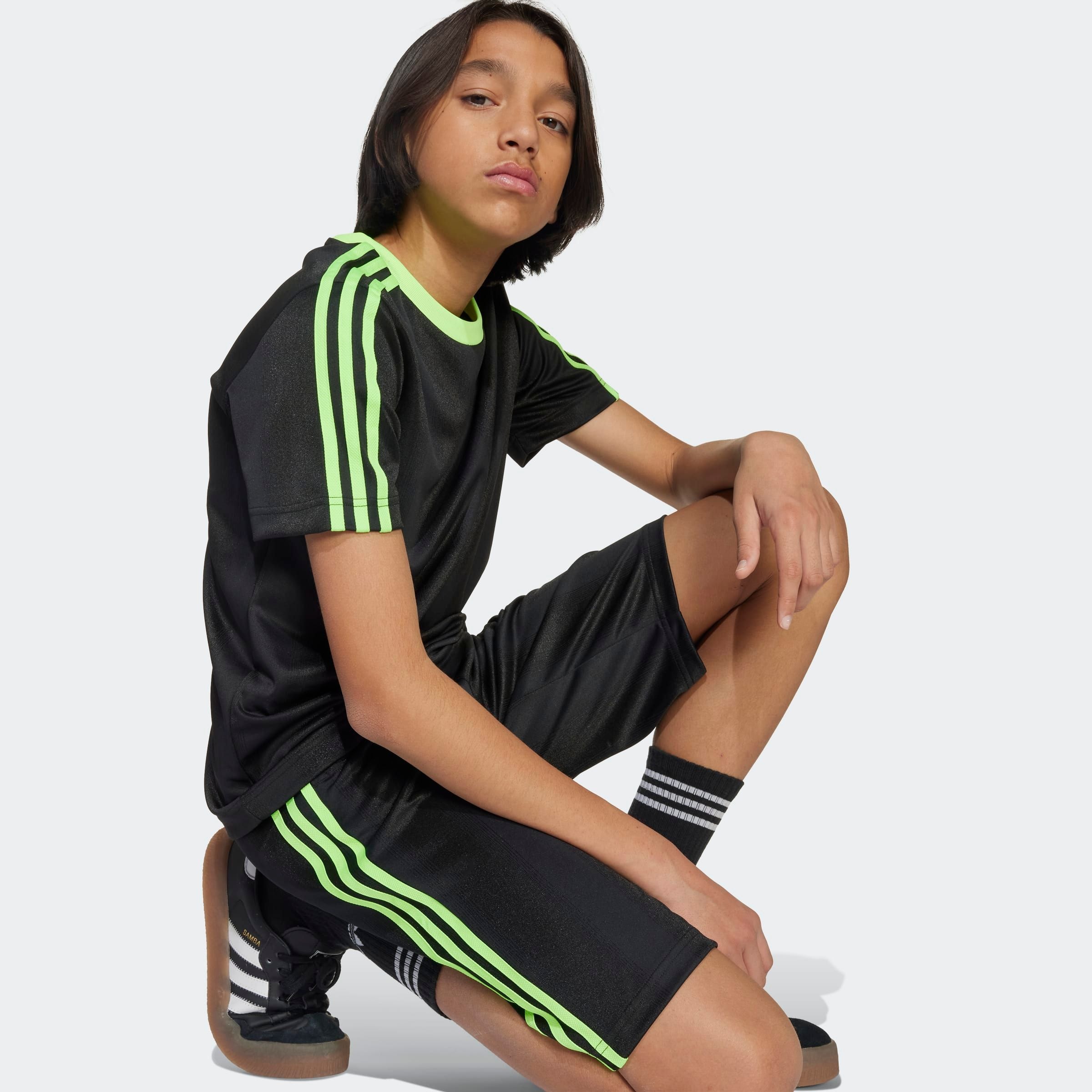adidas Originals Shorts »FUSS«  für Kinder, mit Allover-Print, aus Polyester, mit Mesh-Futter