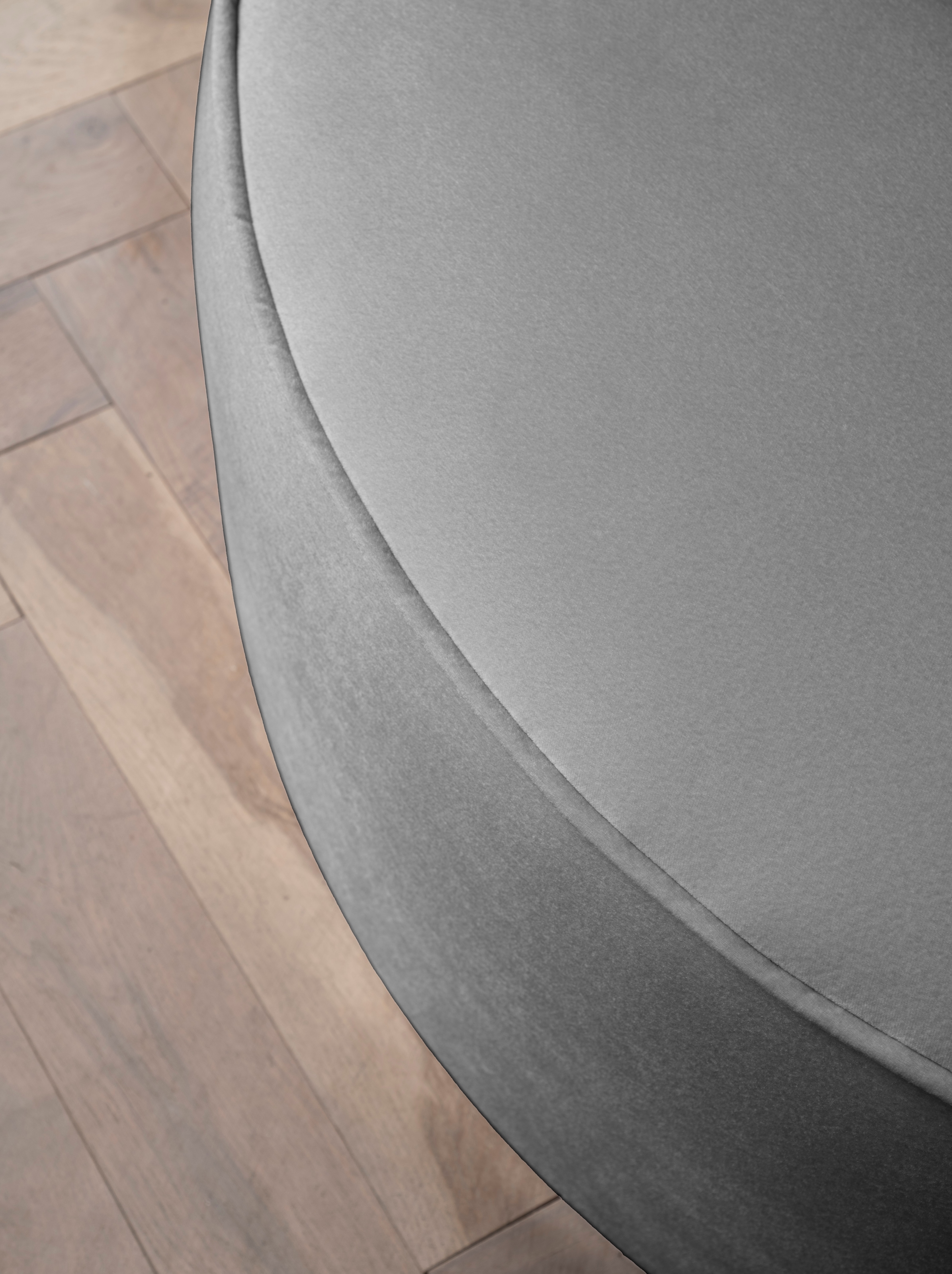 LeGer Home by Lena Gercke XXL-Sessel »ISALIE, Rundsessel mit Hocker, Lesesessel, Loveseat, Big-Sessel«, (Set), trendige Stoffe, mit 3 Zierkissen, große Sitzfläche