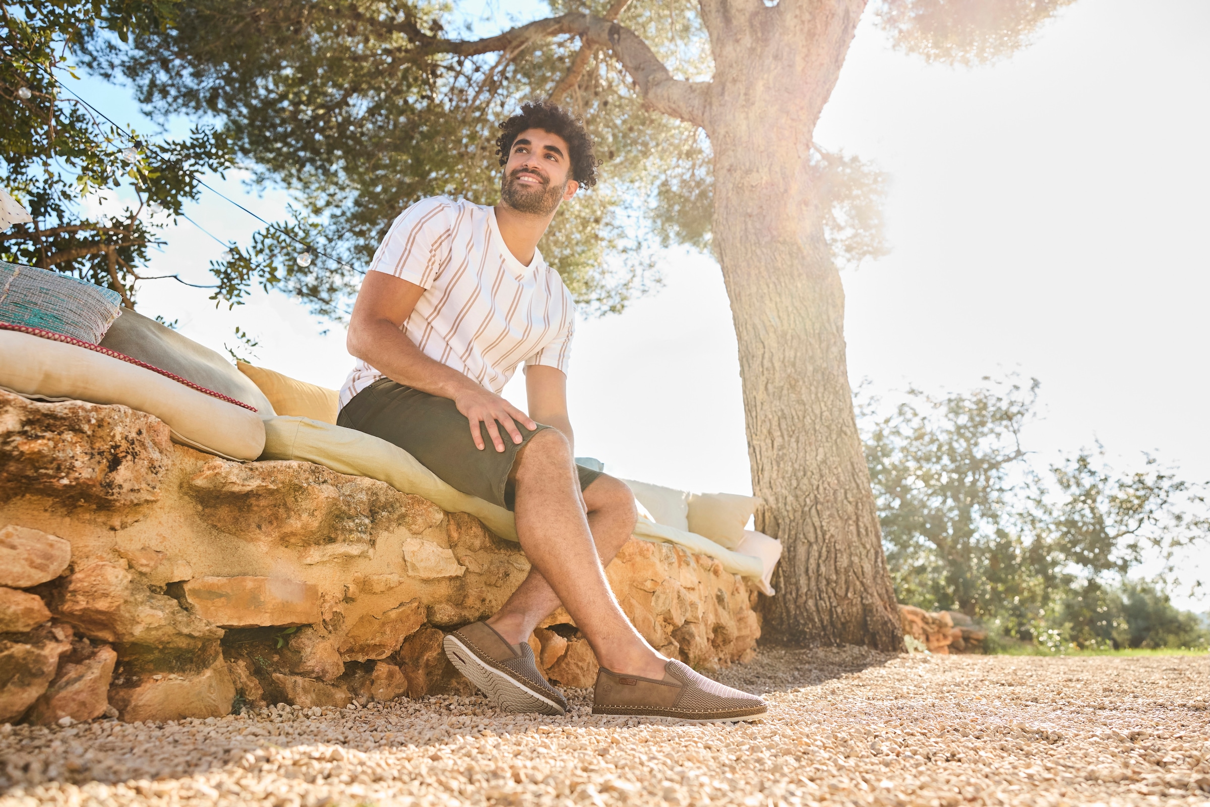 Rieker Espadrille, Slipper, Strandschuh, Sommerschuh mit Stretcheinsätzen
