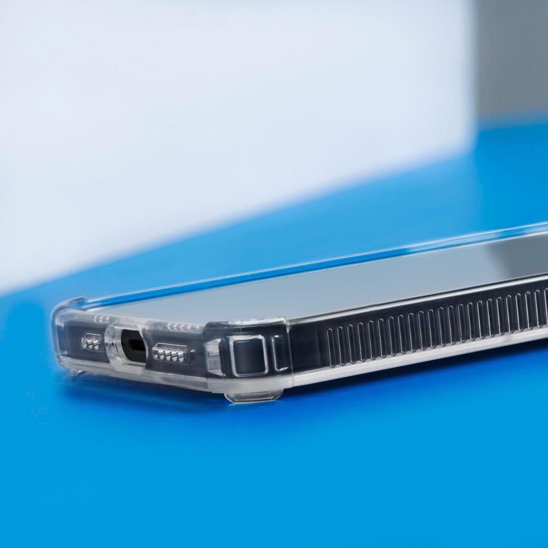 Hama Smartphone-Hülle »Handyhülle „Extreme Protect“ für iPhone 15 Plus (f. MagSafe, stoßfest)«, iPhone 15 Plus, D3O-lizenzierte Handyhülle