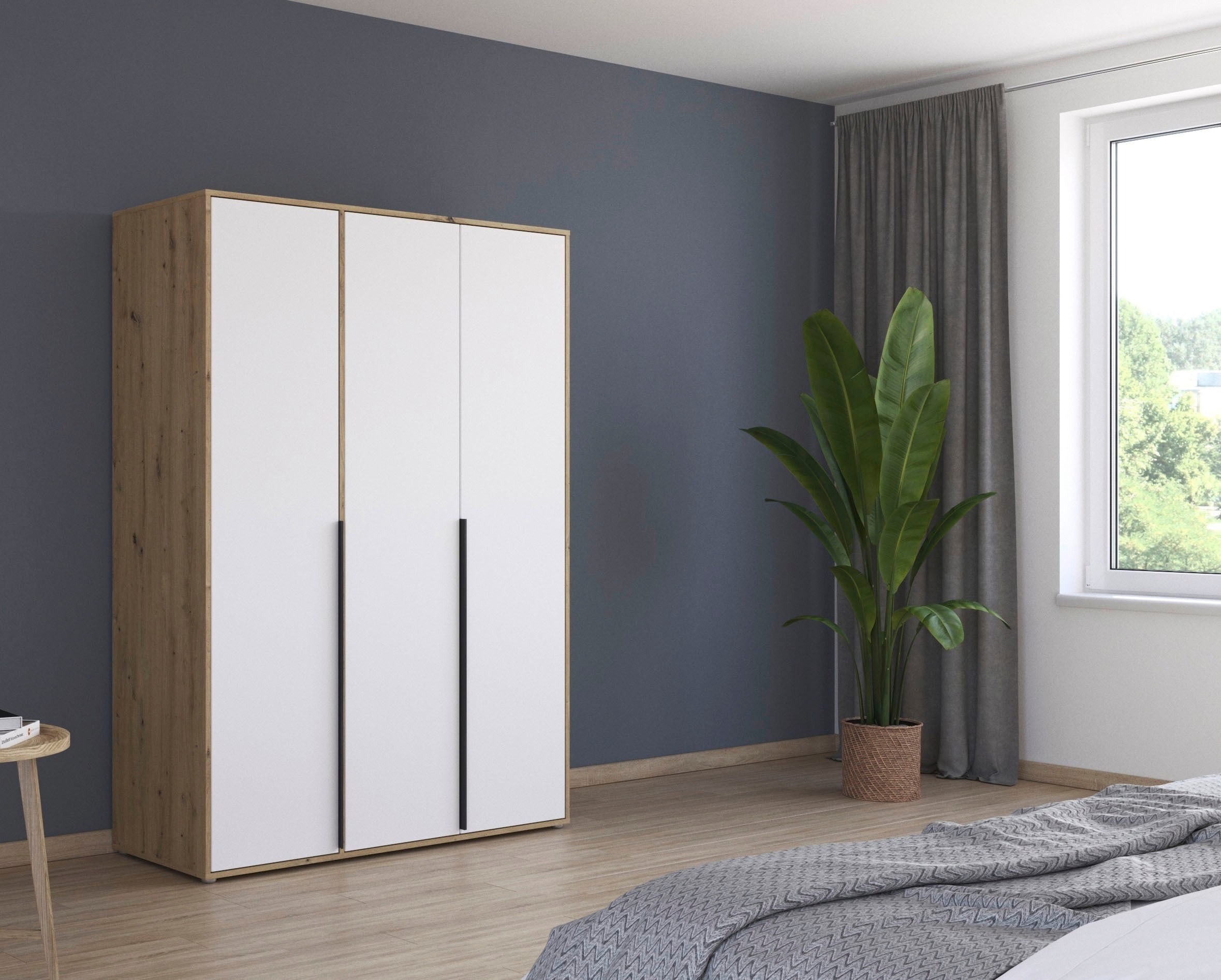 rauch Drehtürenschrank »Kleiderschrank Schrank Garderobe Wäscheschrank NAGATA viel Stauraum«, (in 3 verschiedenen Ausstattungen BASIC/CLASSIC/PREMIUM), mit modernen Stangengriffen in Graumetallic TOPSELLER MADE IN GERMANY