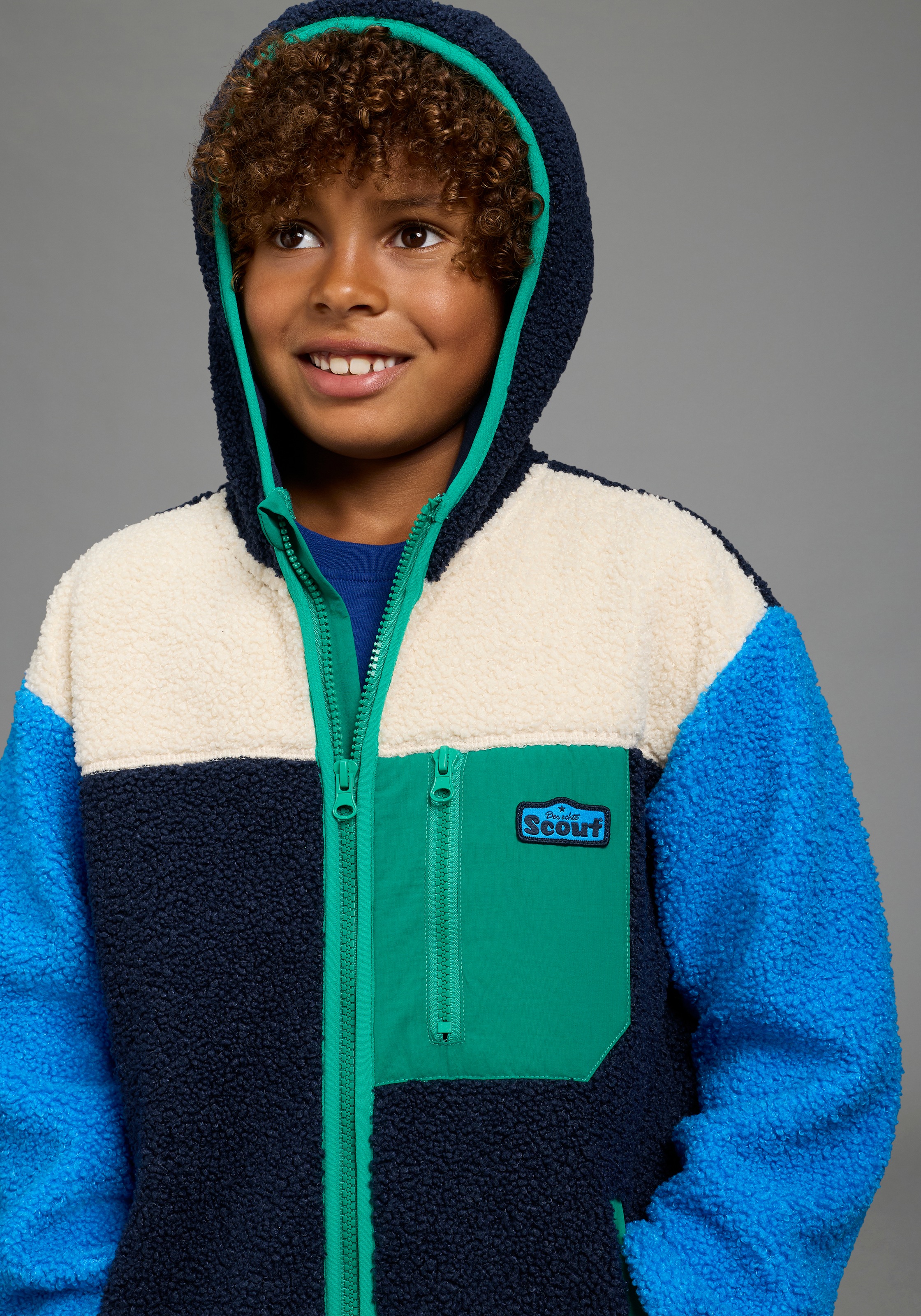 Scout Kapuzensweatjacke »Fleecejacke Colorblocking - NEU von SCOUT« mit Kapuze und Stehkragen, für Jungen, hüftlanger Schnitt