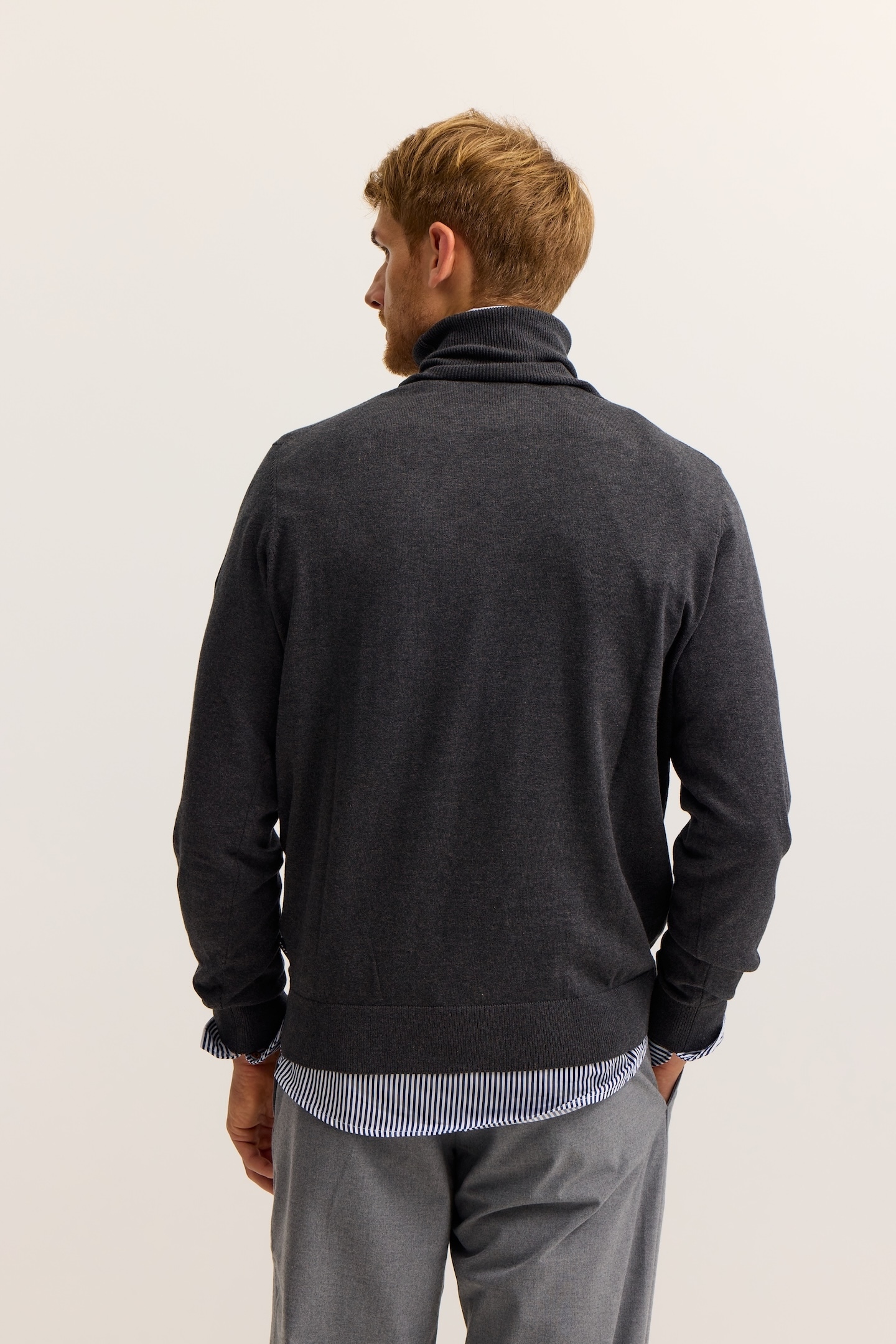 bugatti Rollkragenpullover »Regular Fit« aus reiner Baumwolle