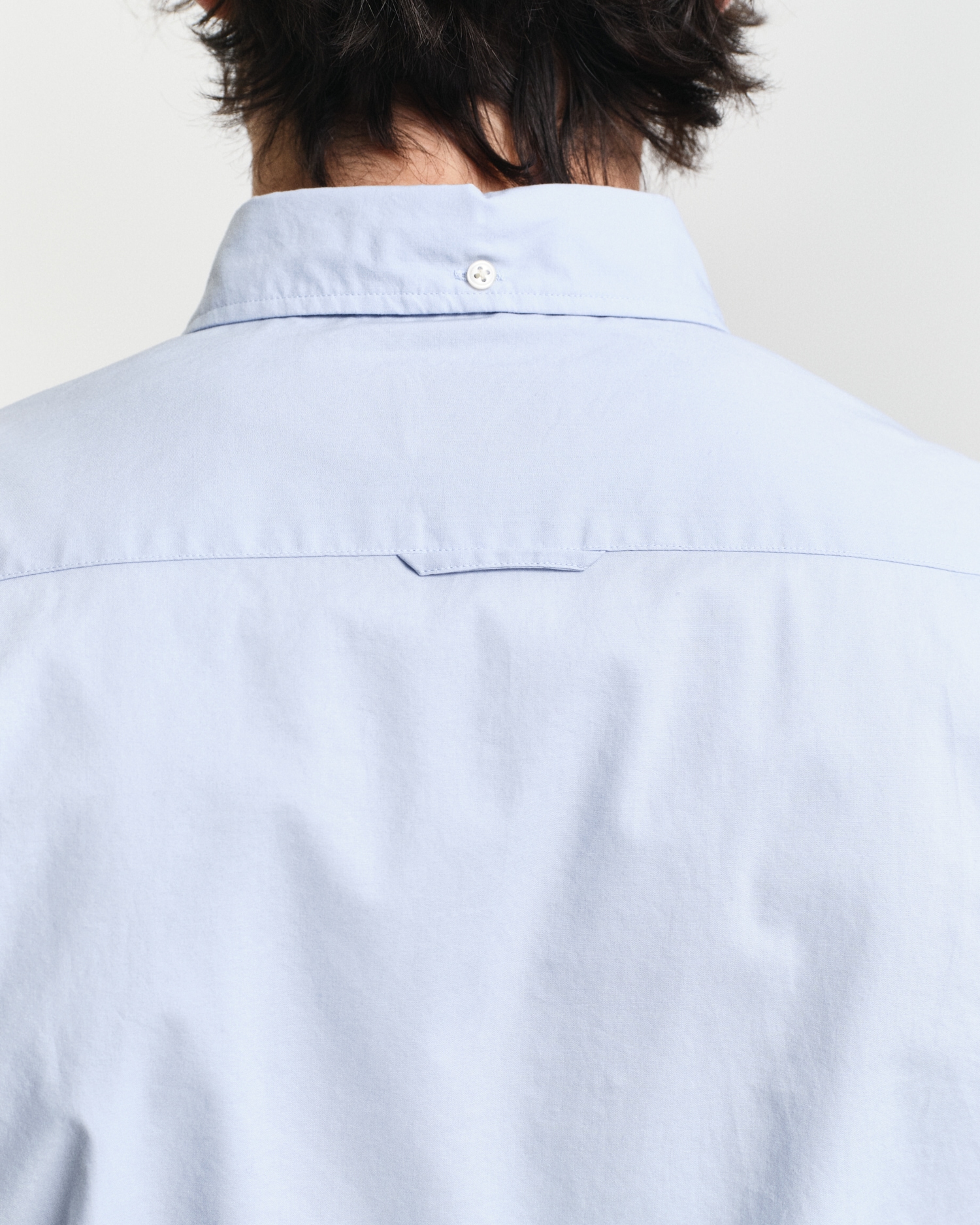 Gant Langarmhemd »Slim Fit Popeline Hemd leichte Baumwolle strapazierfähig pflegeleicht« mit klassischer Logostickerei auf der Brust