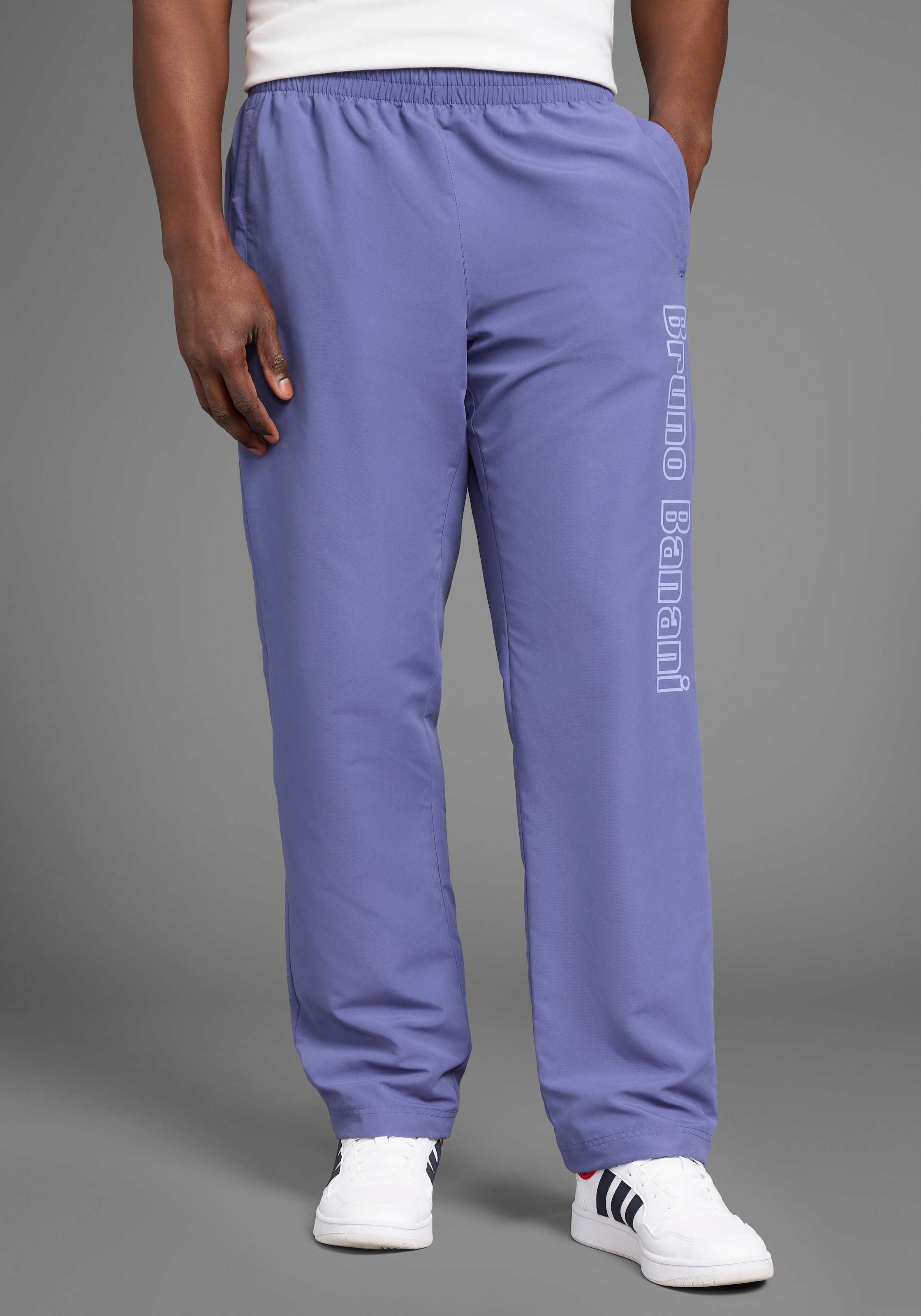 Bruno Banani Sporthose, mit verstellbarem Hosensaum
