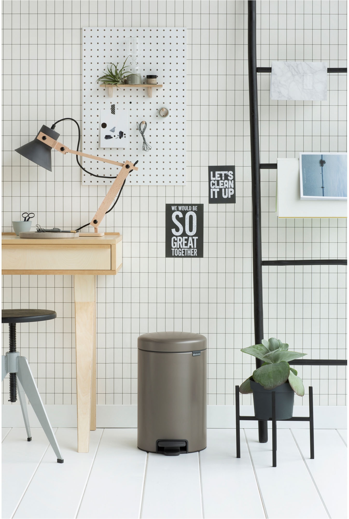 Brabantia Mülleimer »NewIcon Treteimer, 12L« sanft schließender Deckel, mit leichter Pedalbedienung