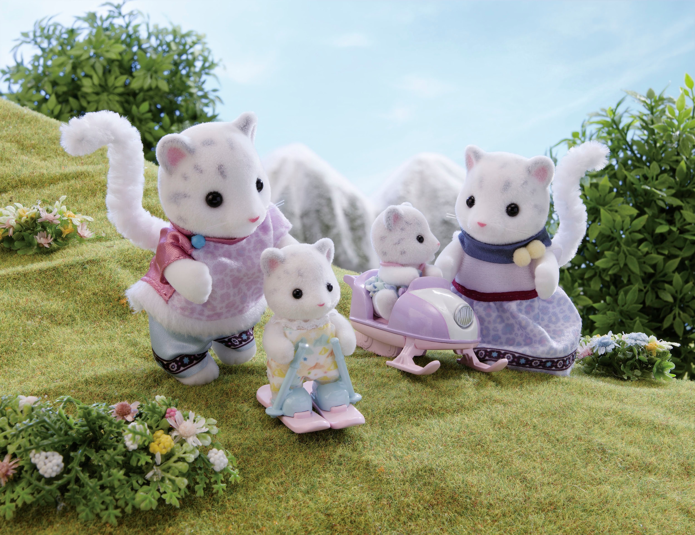 Sylvanian Families Spielfigur »Schneeleoparden Familie (5814)«