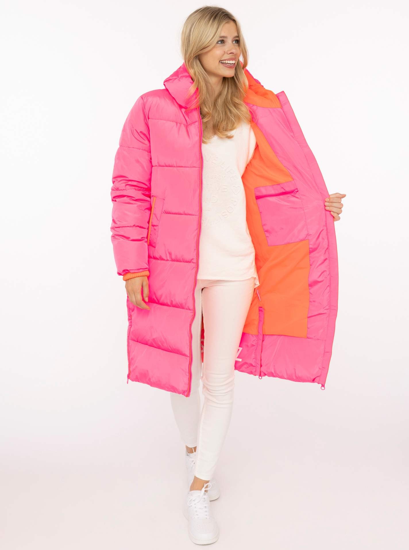 Zwillingsherz Steppmantel »„Cozy“« Kapuze, farbliche Details, Reißverschluss, elastische Bündchen