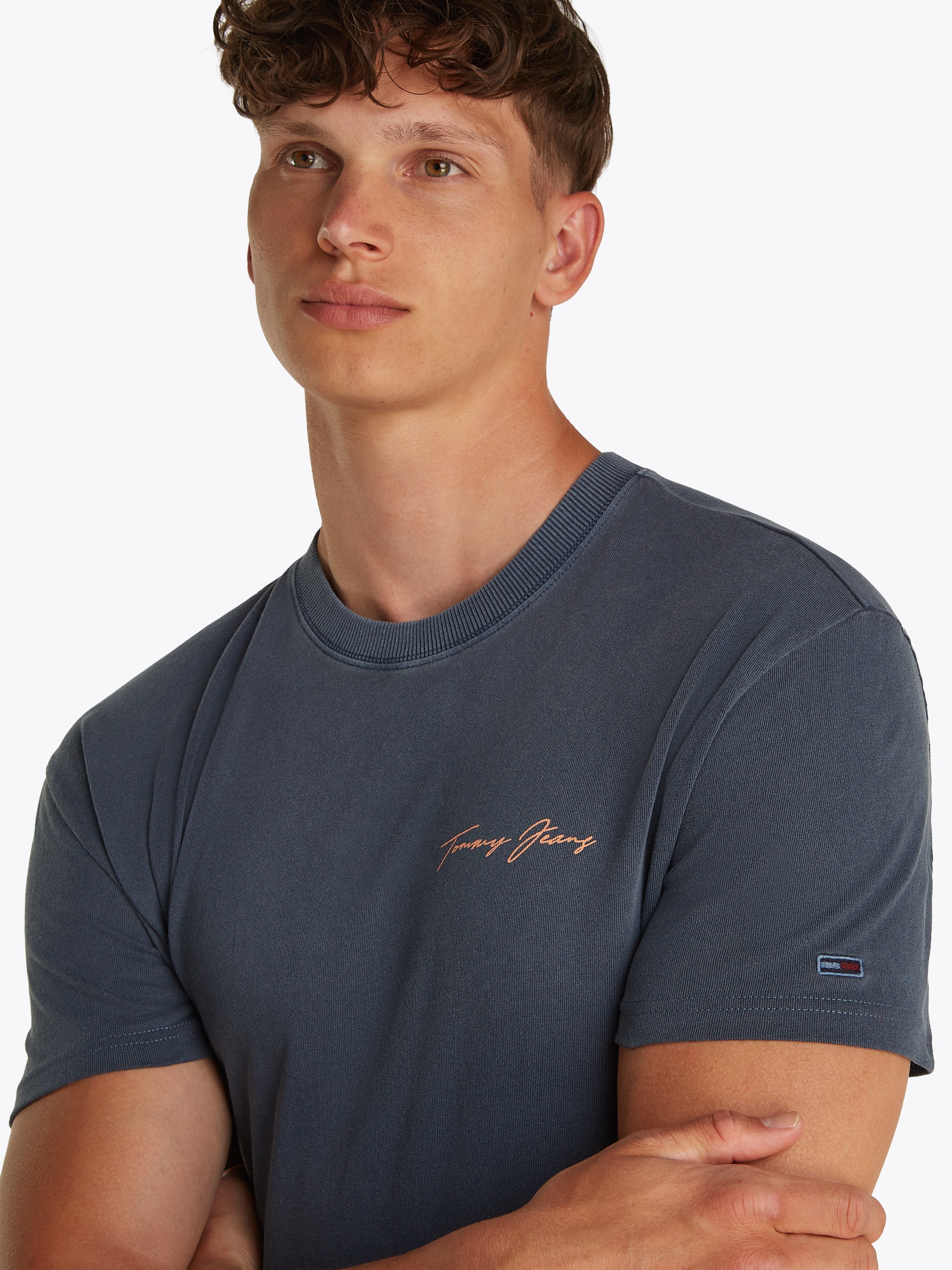 Tommy Jeans T-Shirt »TJM REG SIG SAILING SS TEE EXT«, mit großem Rückendruck