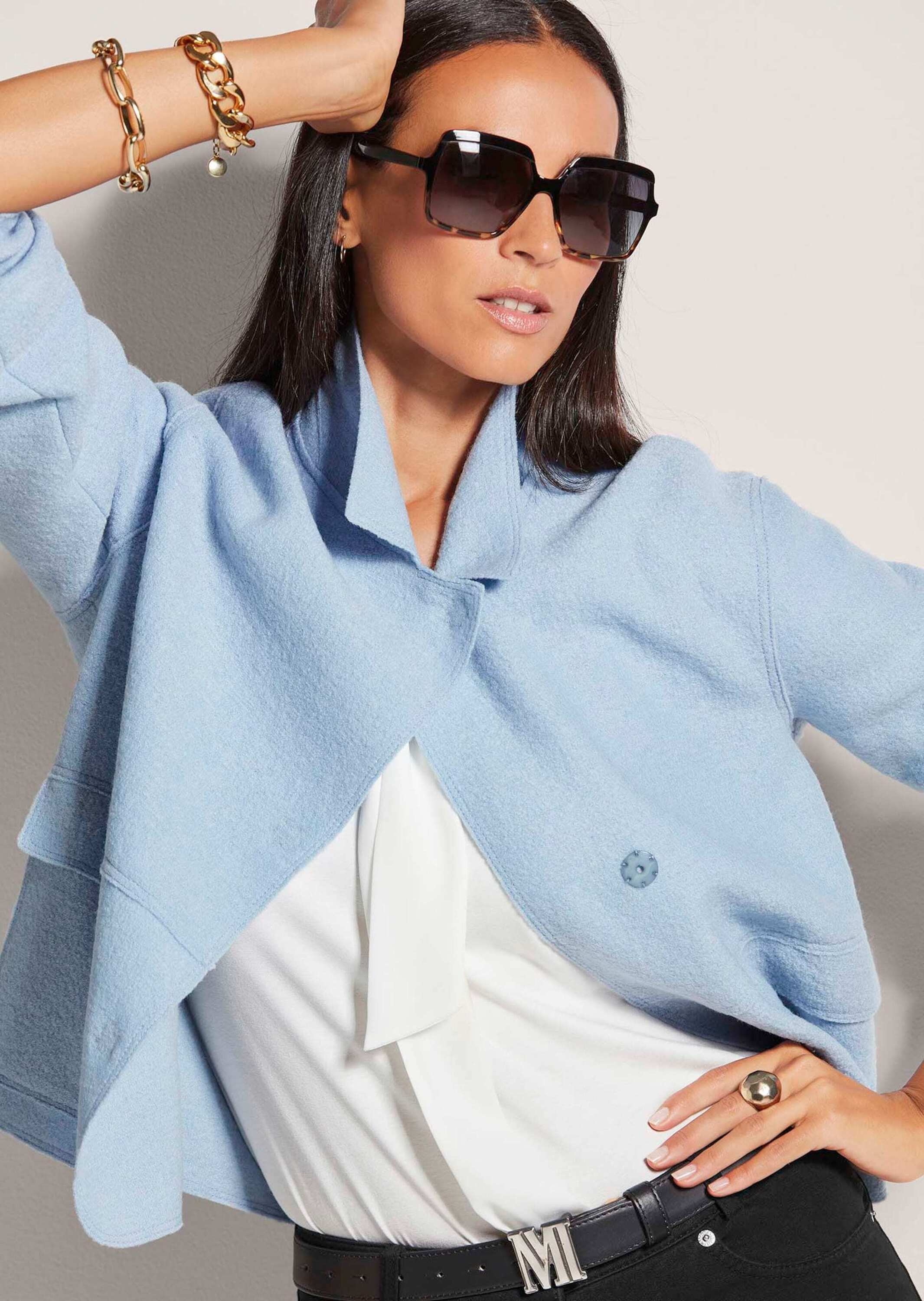 MADELEINE Kurzblazer »Kurzblazer Wollblazer mit Klappkragen und Pattentaschen« Wollblazer in Leichtverarbeitung, gekochte Wolle