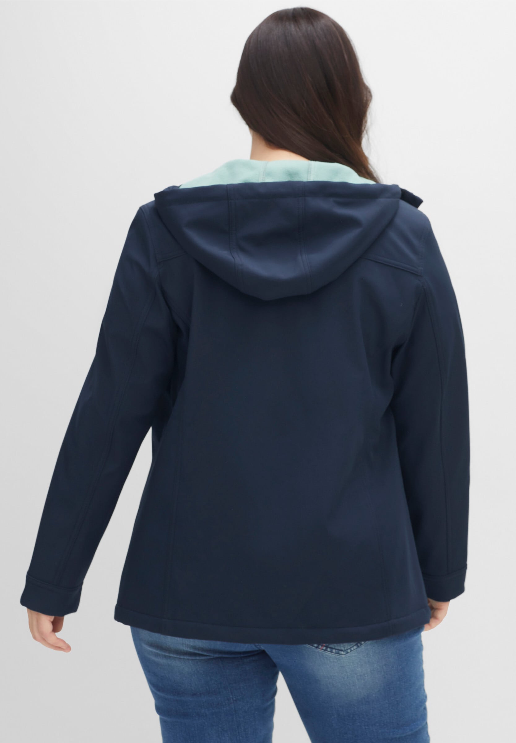Sheego Softshelljacke »Softshelljacke Softshelljacke mit Fleece-Innenseite« mit Kapuze