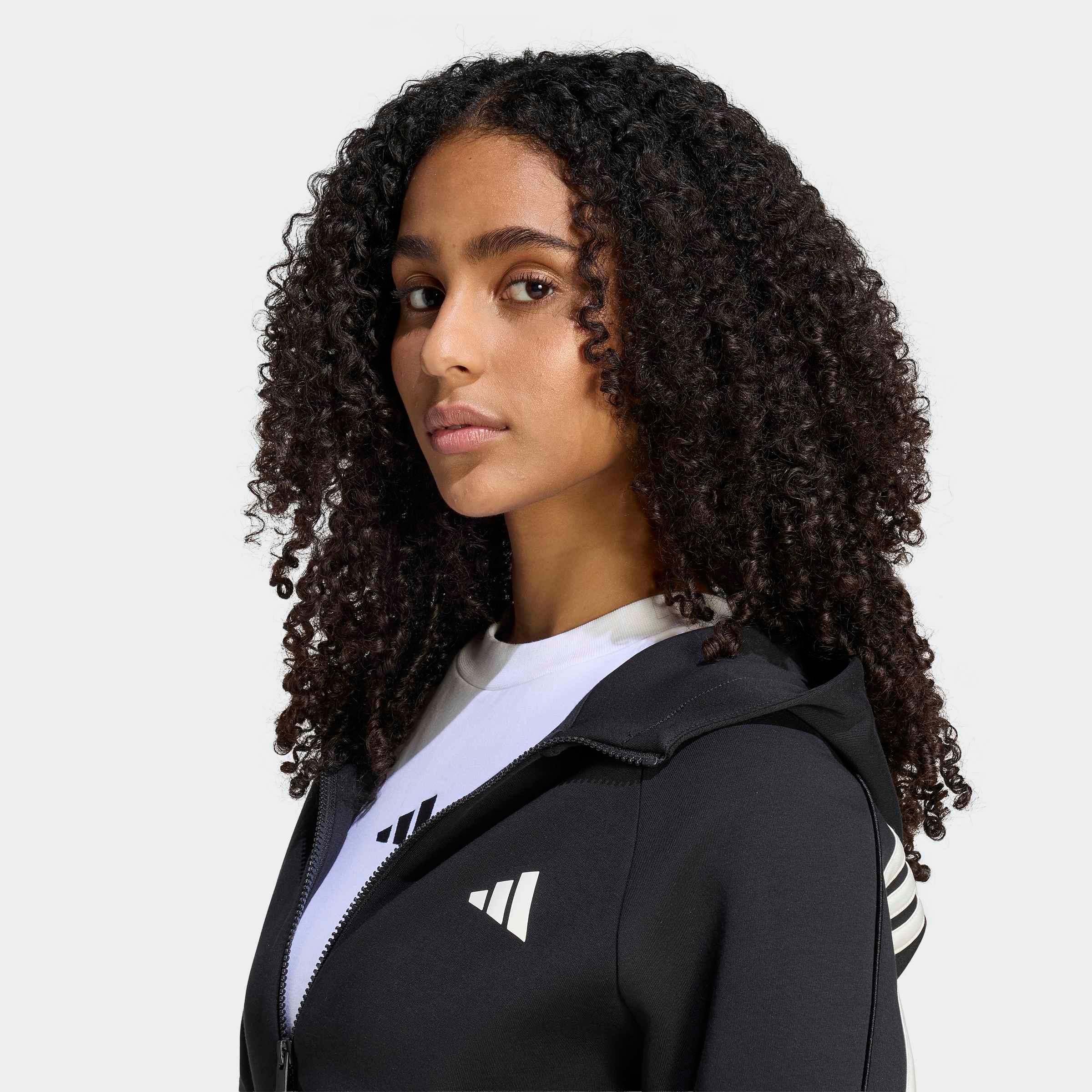 adidas Sportswear Kapuzensweatjacke »STADIUM 3-STREIFEN, DURCHGEHENDER REISSVERSCHLUSS« mit Kapuze, in normaler Länge
