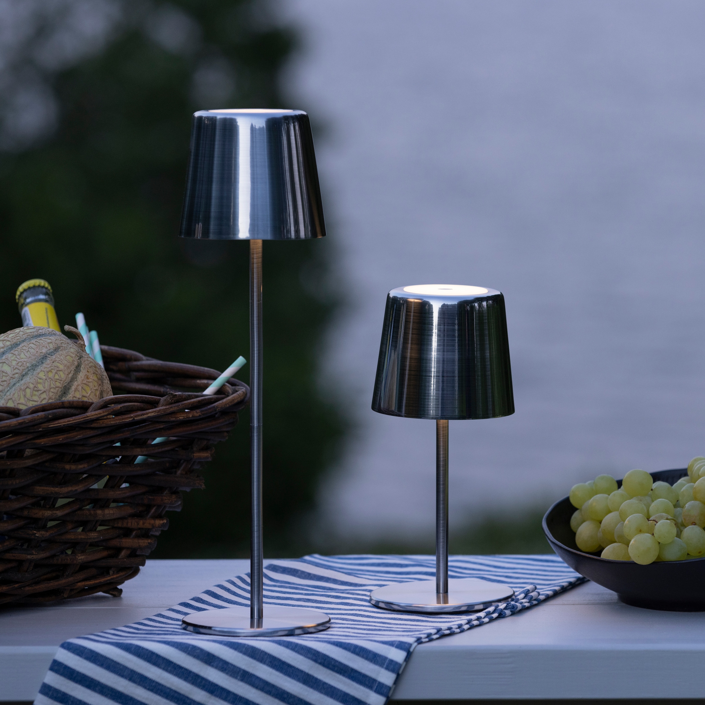Brilliant LED Tischleuchte »Xaana« 1 Stk. warmweiß - kaltweiß Akku, 37 cm, 300 lm, 3000-6500 K, dimmbar, Metall, Kaami Premium