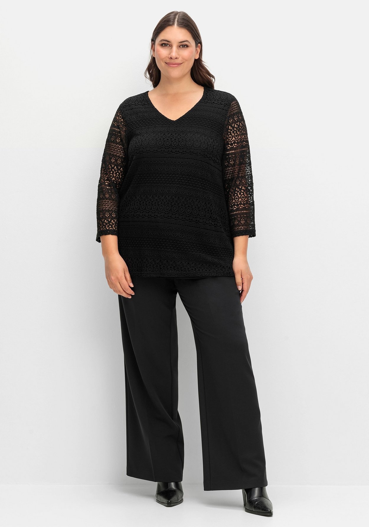 Sheego Spitzenshirt »Spitzenshirt in A-Linie und 3/4-Arm«