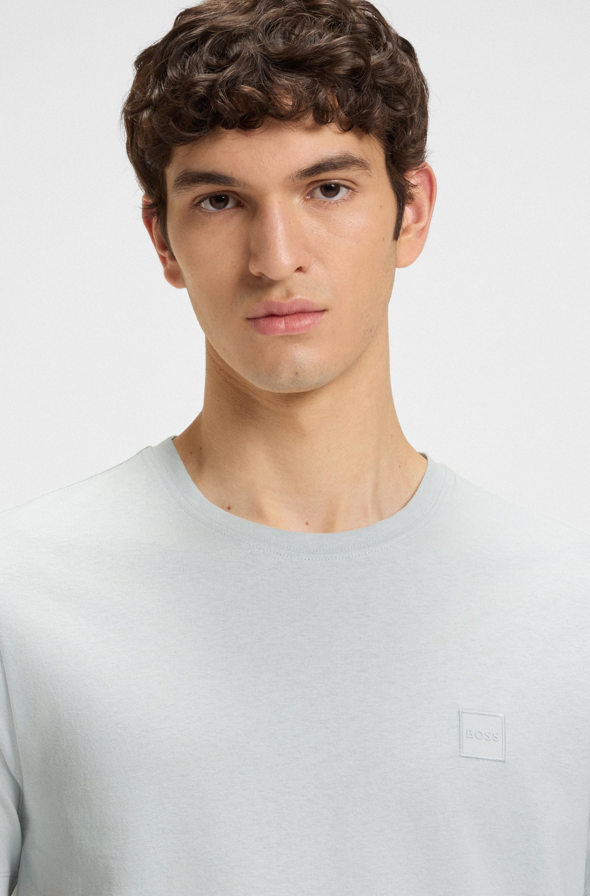 BOSS ORANGE T-Shirt »Tales«, mit BOSS Stickerei auf der Brust
