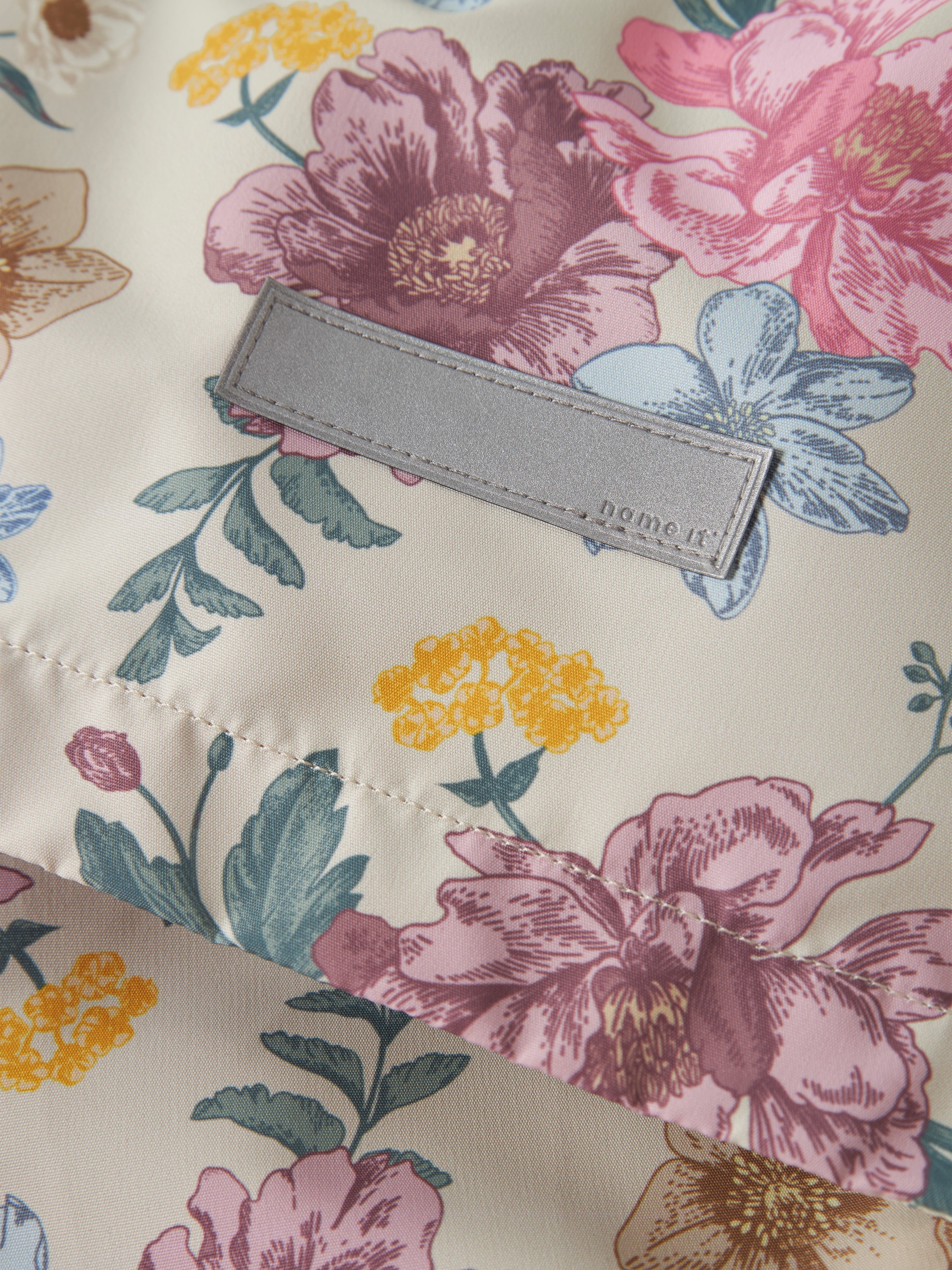 Name It Outdoorjacke »NMFMAXI JACKET LI AOP NOOS« mit Kapuze