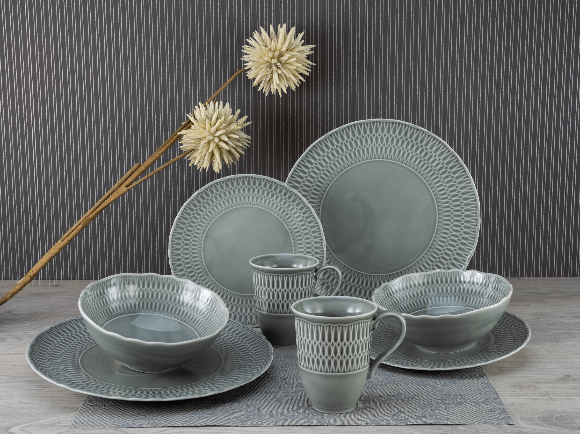 CreaTable Kombiservice »Geschirr-Set Sofia«, (Set, 8 tlg., Kaffeeservice und Tafelservice im Set, für 2 Personen), Service, klassisch elegantes Relief, 8 Teile, für 2 Personen