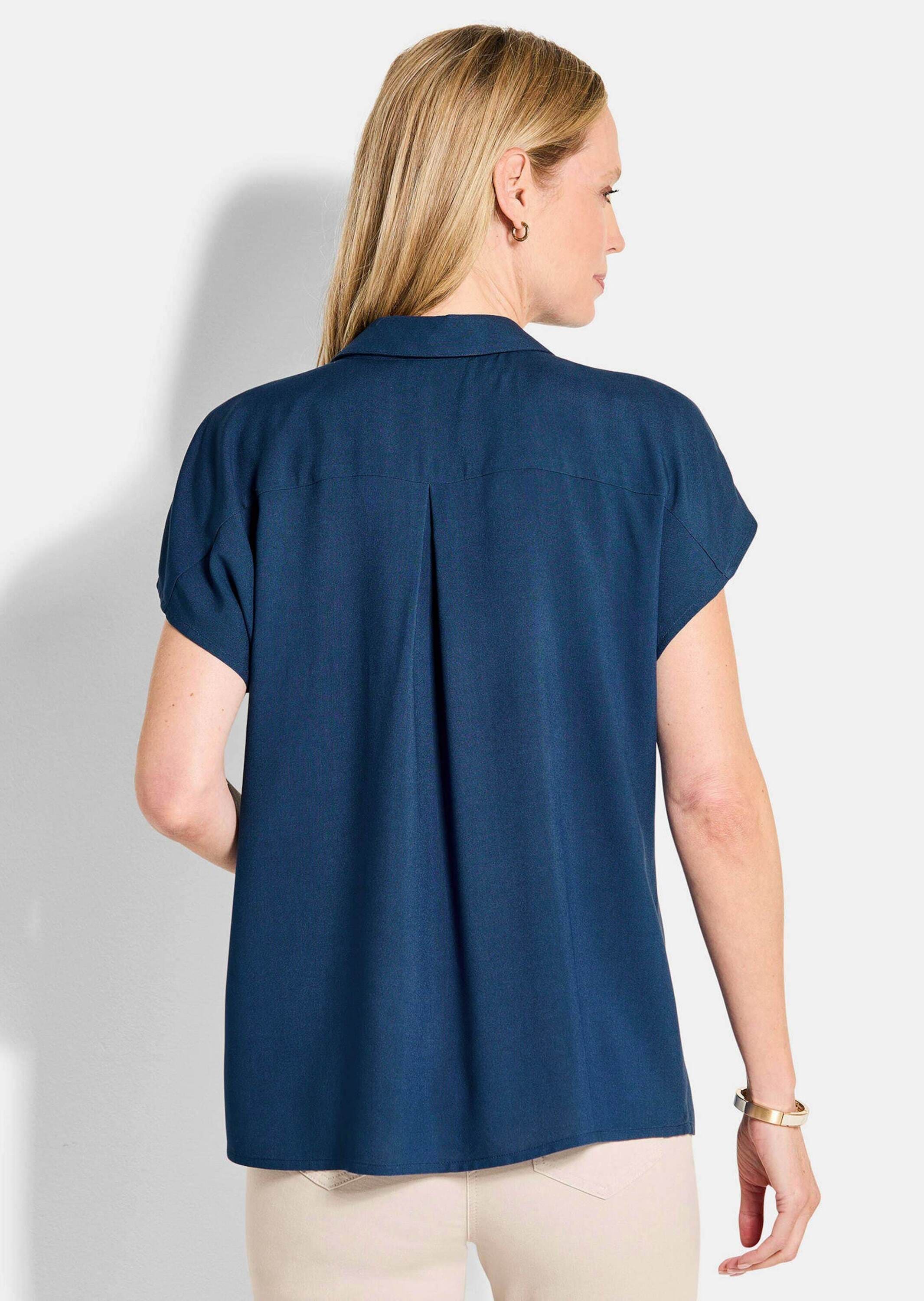 GOLDNER Kurzarmbluse »Kurzgröße Viskosebluse mit Hemdkragen« Sattel am Rückteil mit Kellerfalte