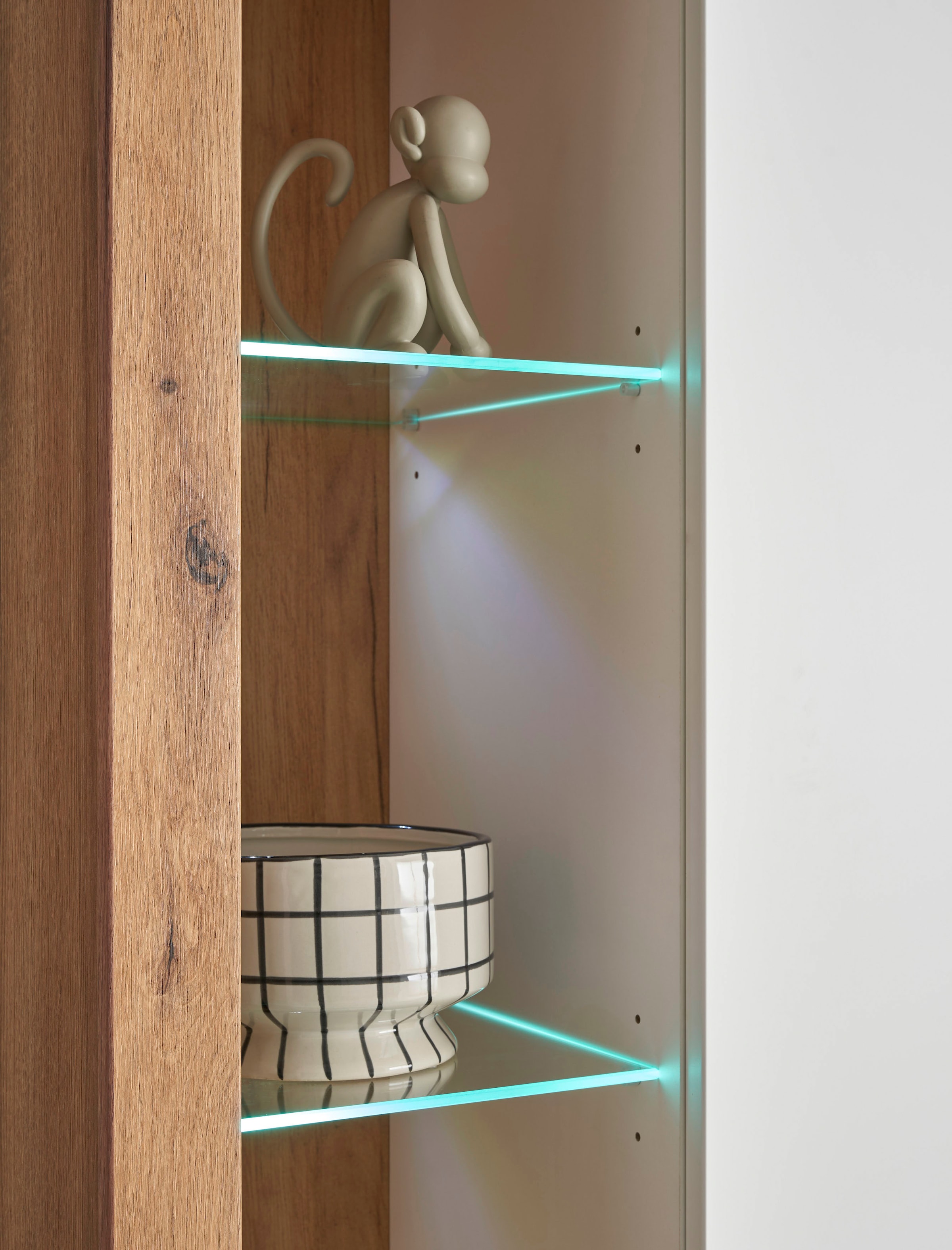 Home affaire Vitrine »Brixen, Vitrinenschrank in Eiche Dekor, moderne Standvitrine« Metallgriffe, ausreichend Stauraum, vielseitig einsetzbar, 80 cm breit