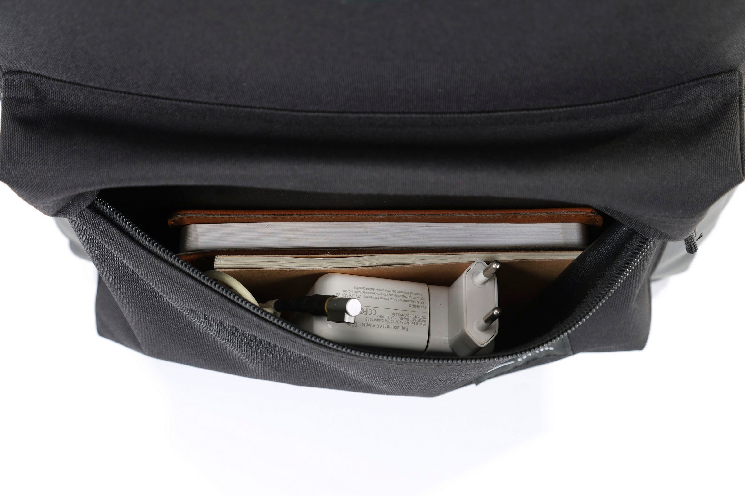 NITRO Freizeitrucksack »Urban Plus«, Daypack, Streetpack im Retro-Look, Alltagsrucksack, Schulrucksack
